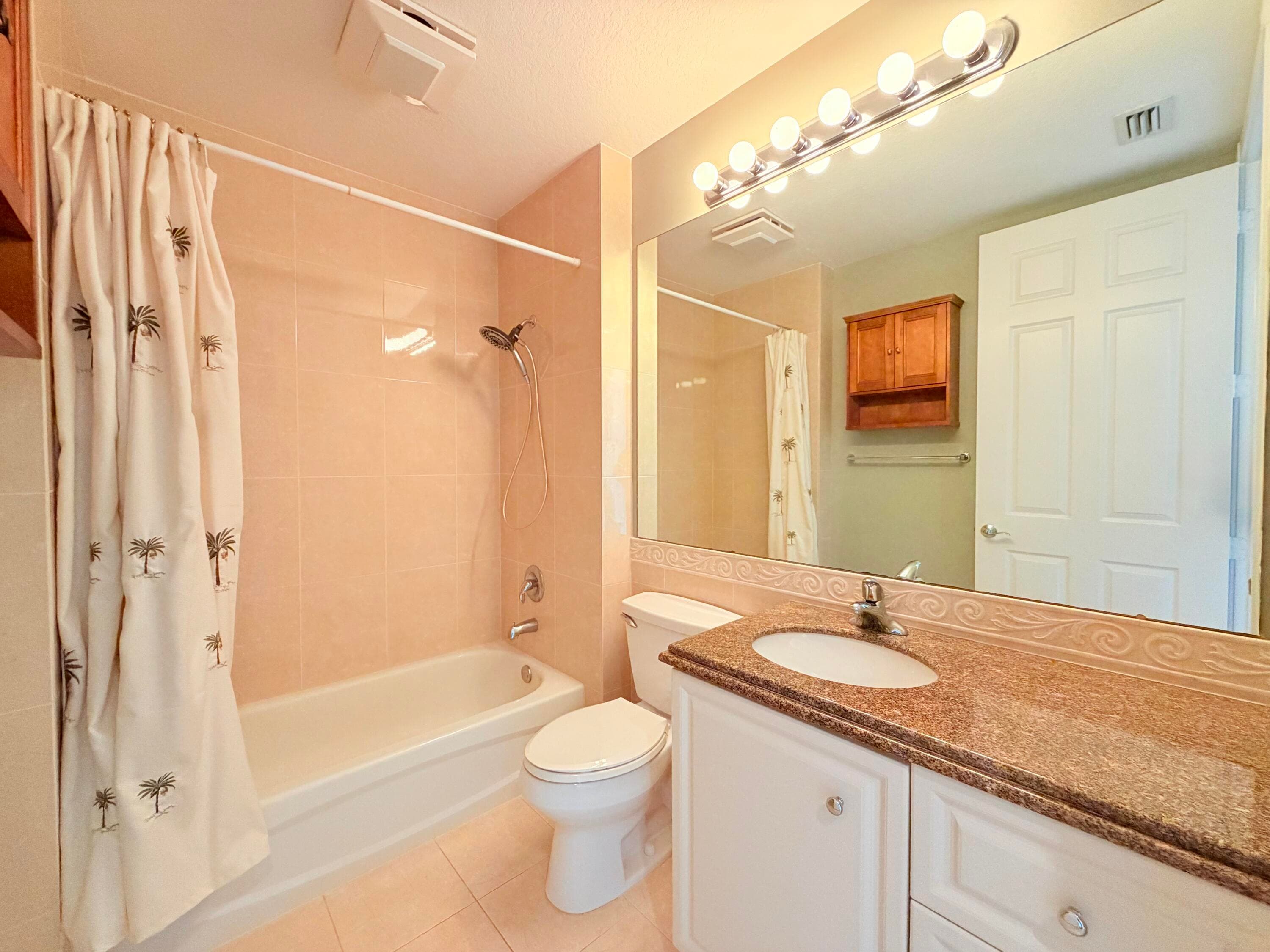 29 Harbour Isle Drive W Ph01, Hutchinson Island, FL 34949 33