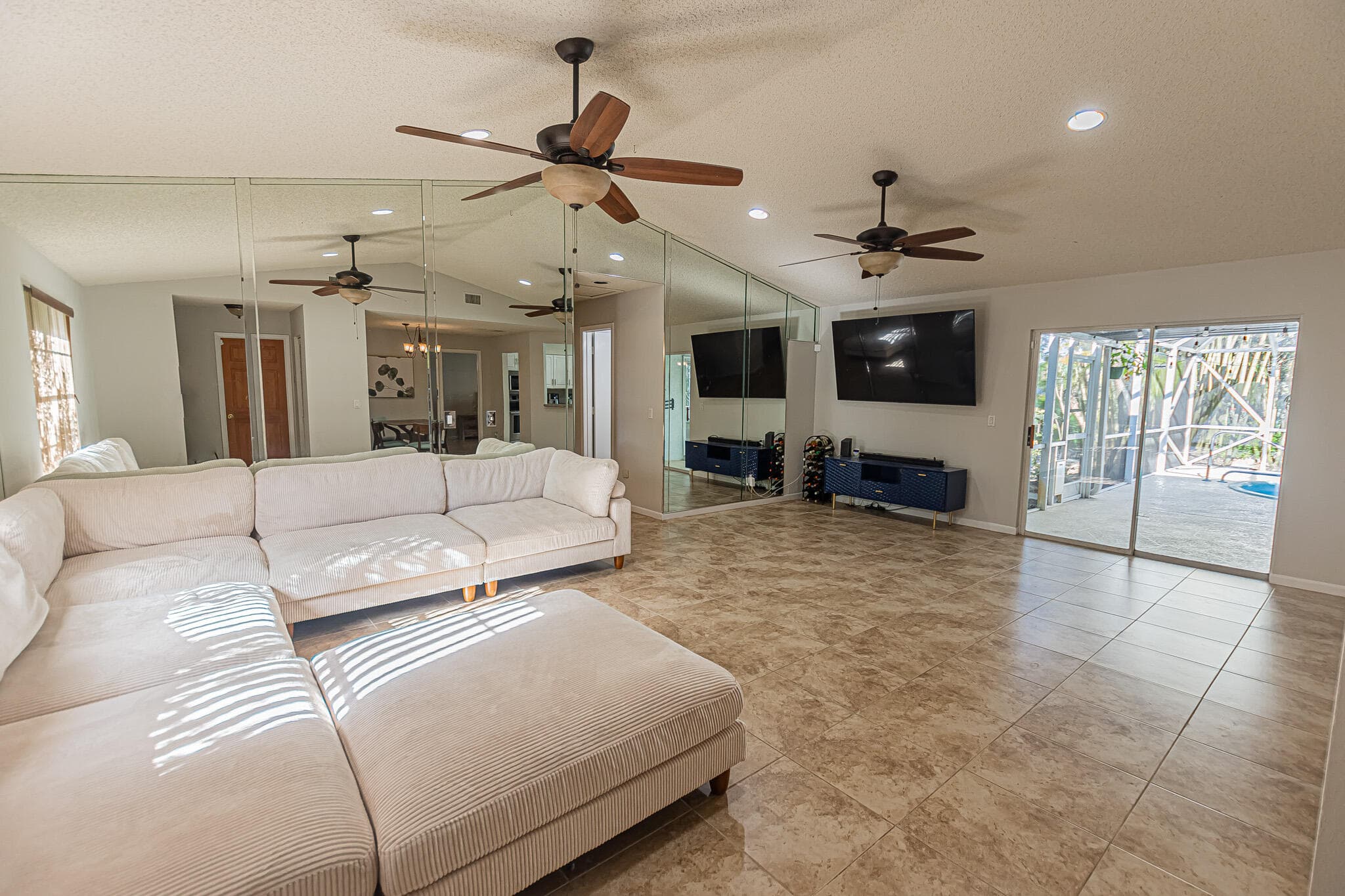 4418 SW Farmington Street, Port St. Lucie, FL 34953 4