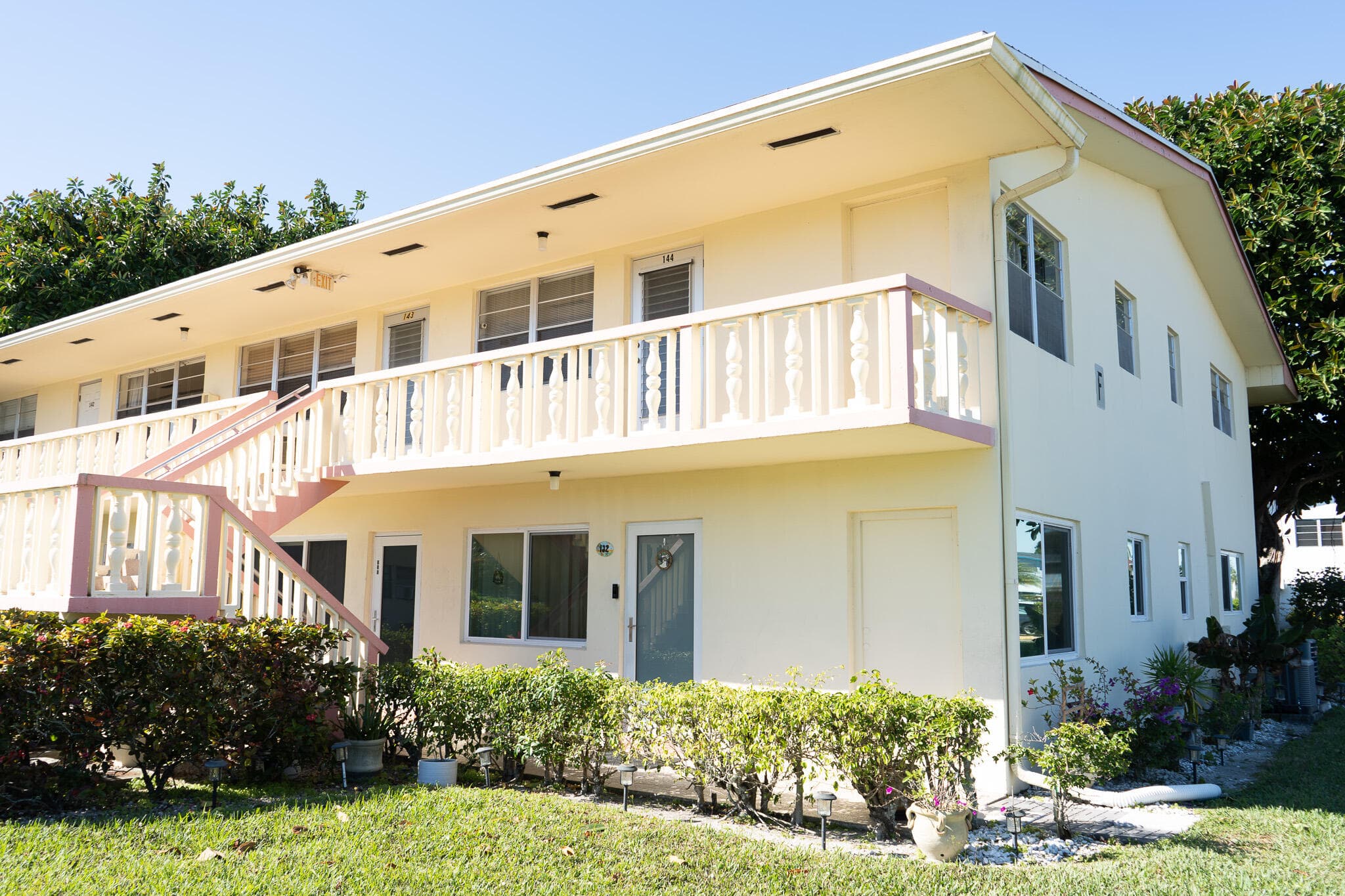 131 Easthampton F, West Palm Beach, FL 33417 3