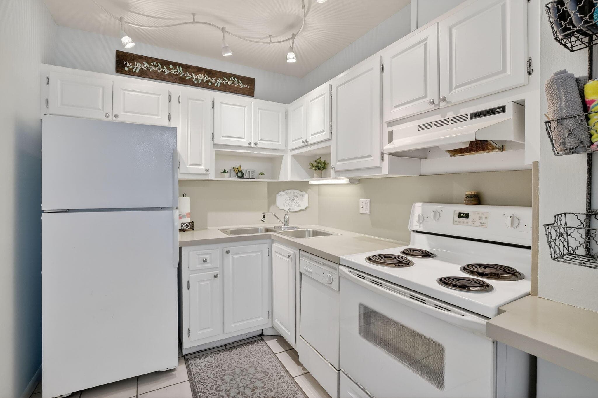 2424 SE 17th Street 208b, Fort Lauderdale, FL 33316 8