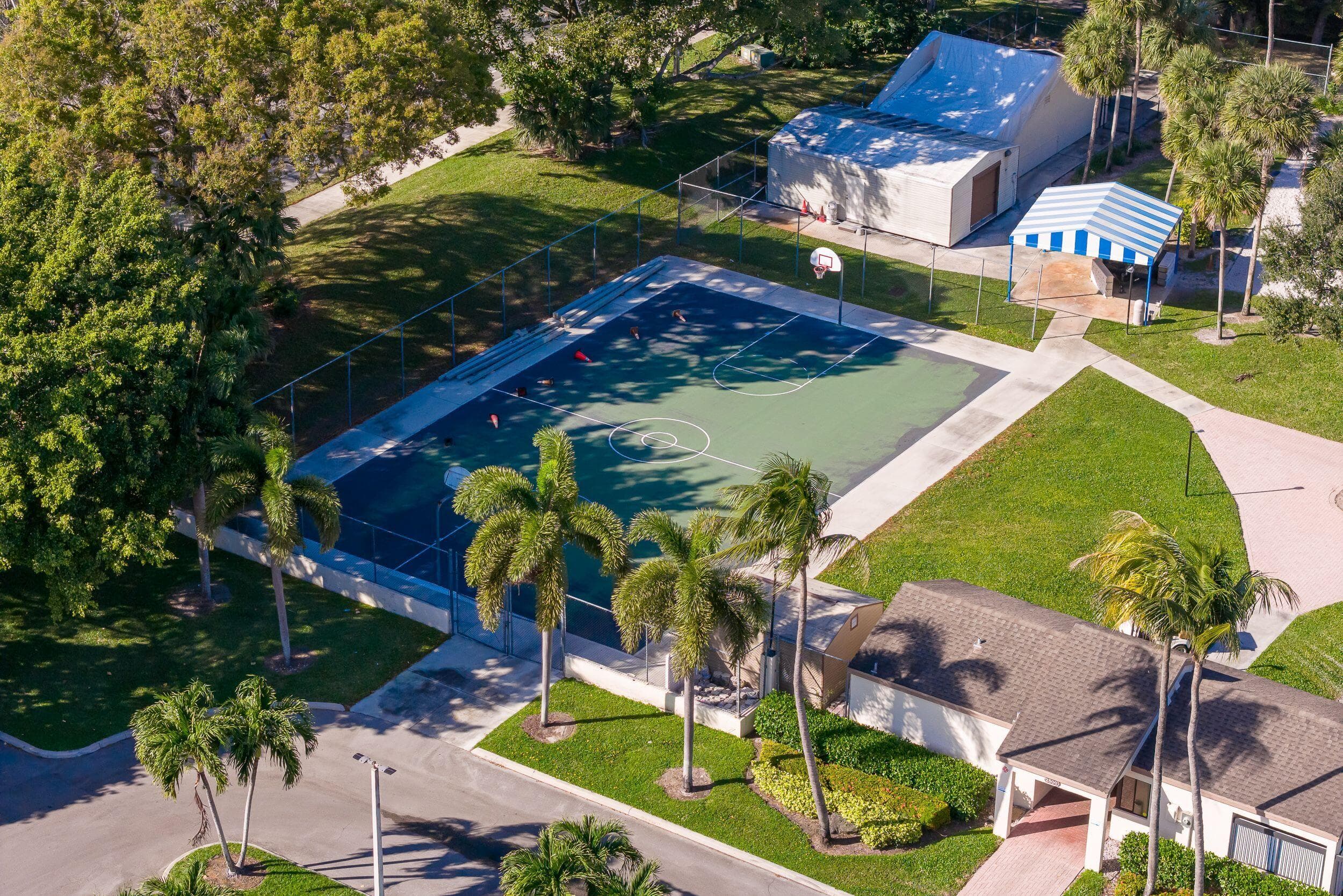 4772 NW 22nd Street 42122, Coconut Creek, FL 33063 43