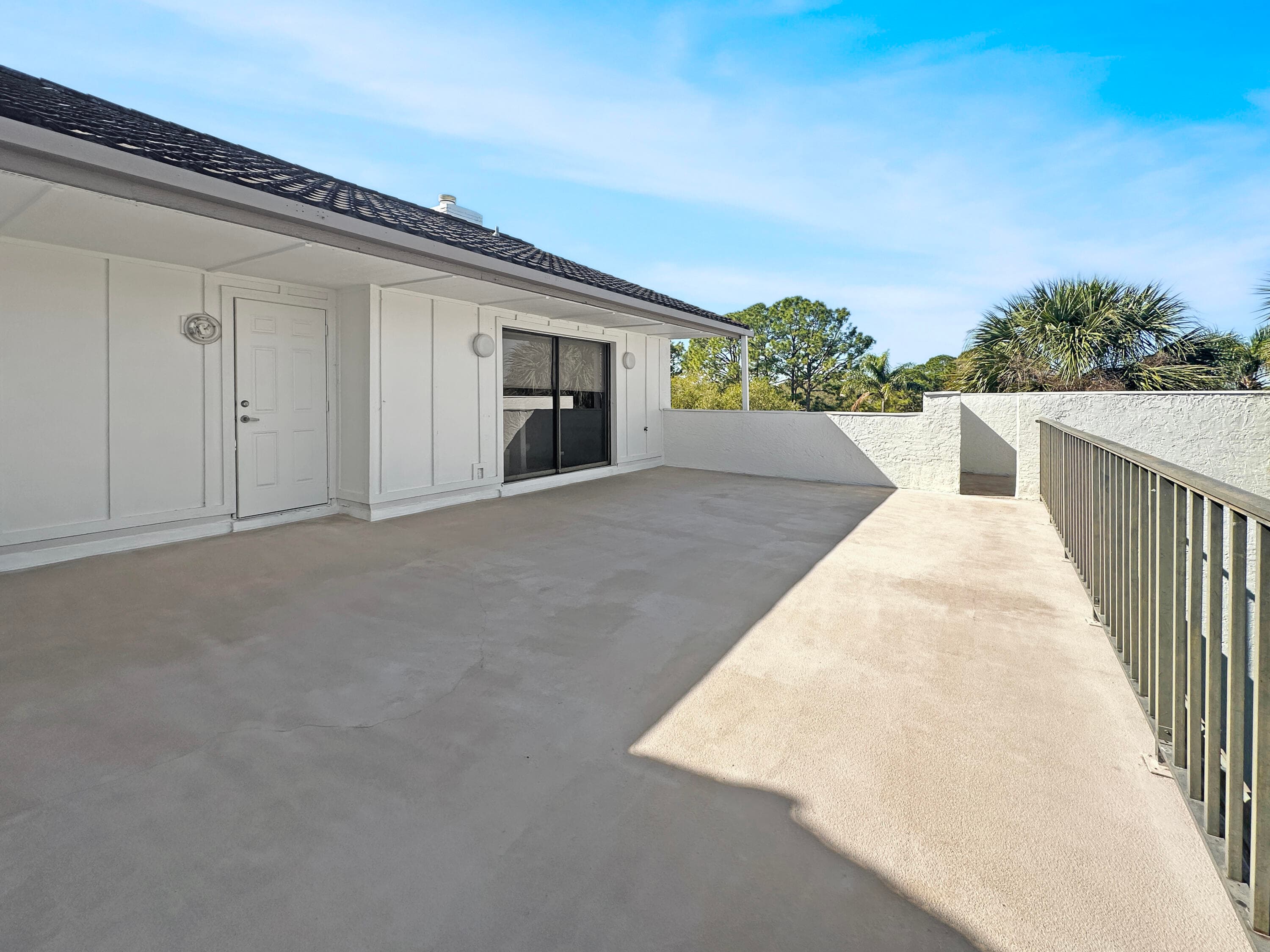 3400 Twin Lakes Terrace 201, Fort Pierce, FL 34951 33