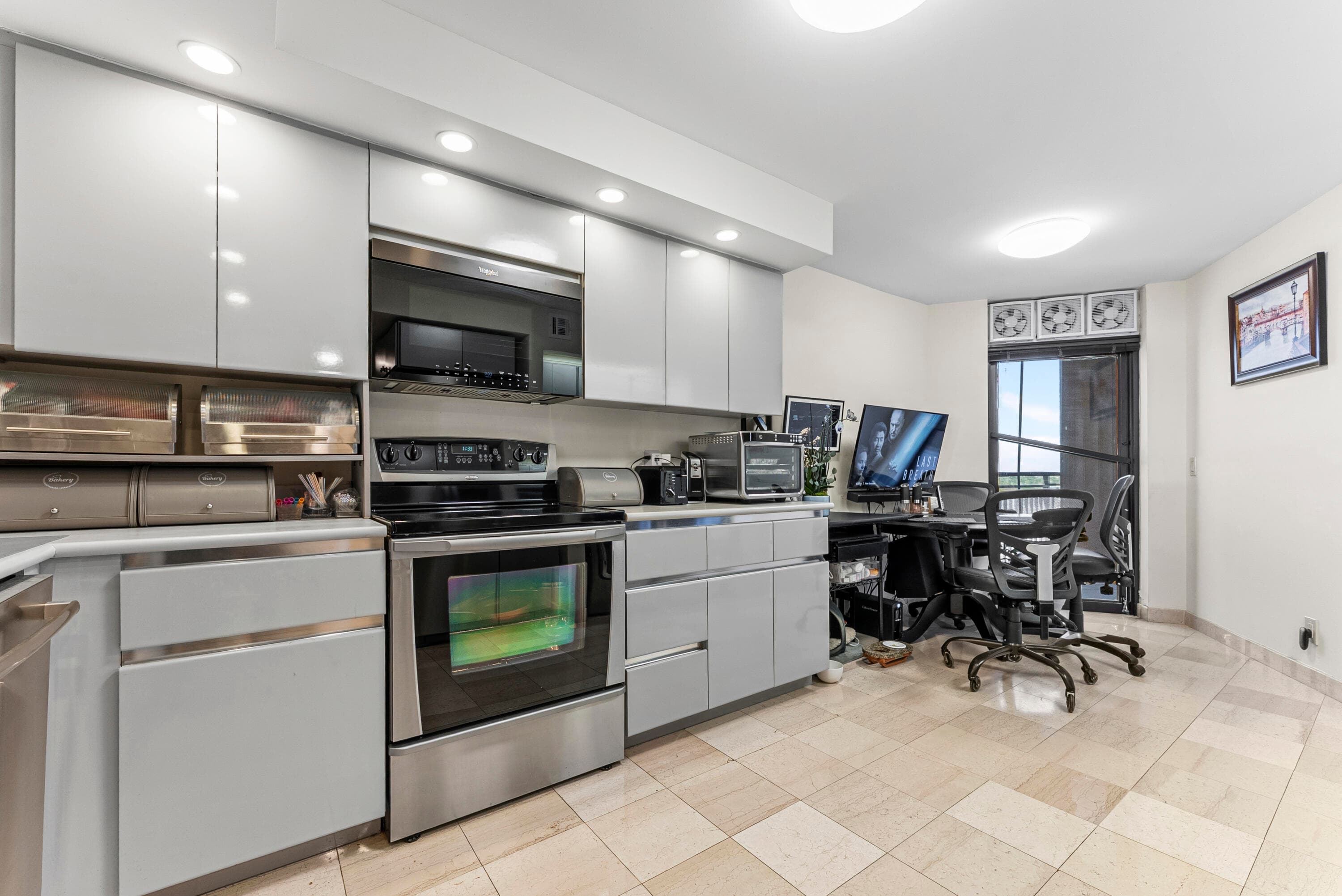 1167 Hillsboro Mile 709, Hillsboro Beach, FL 33062 24