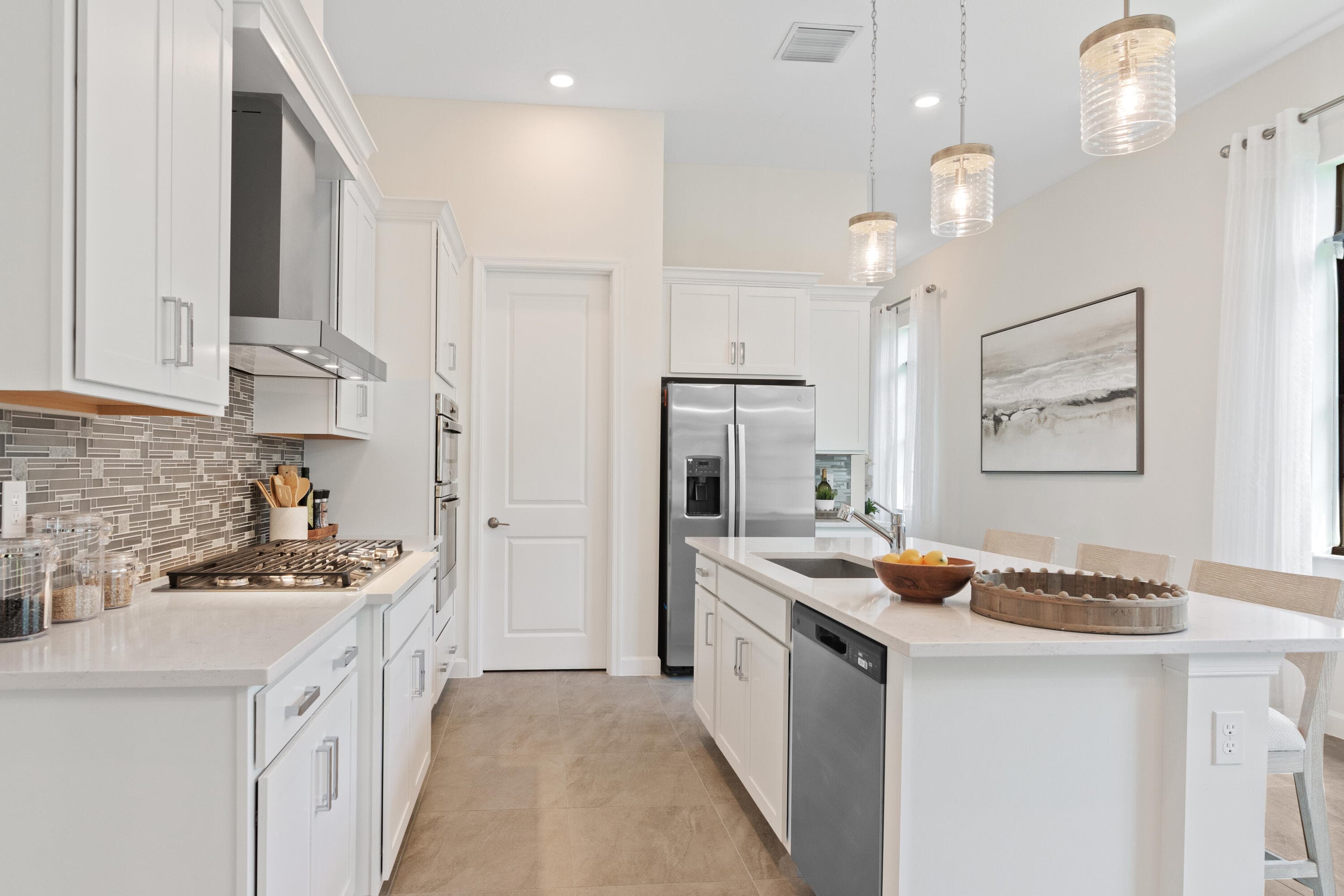 520 SE Fascino Circle, Port St. Lucie, FL 34984 10