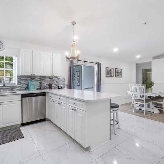 1906 N N A St Street, Lake Worth Beach, FL 33460 5
