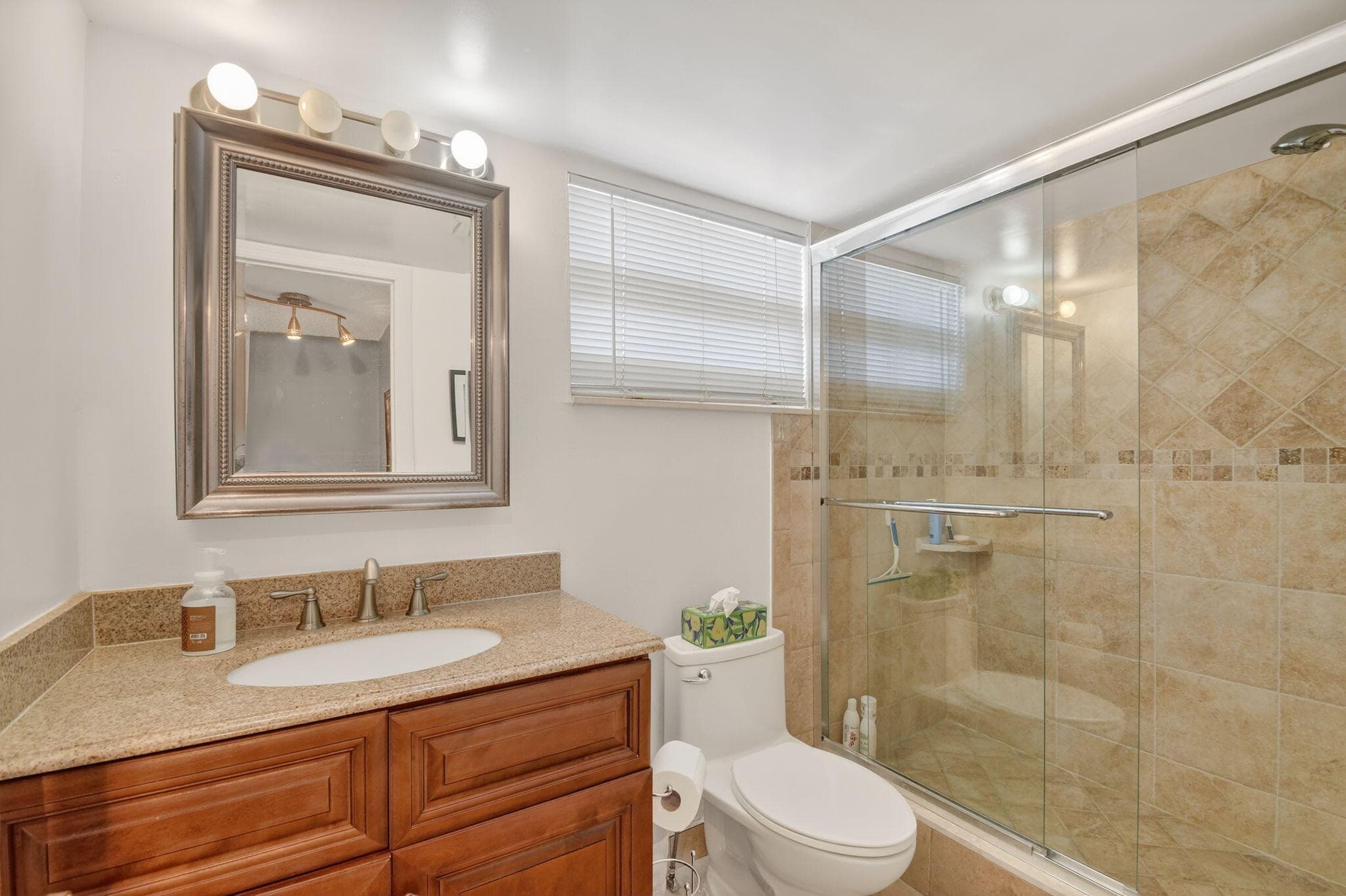 729 Lori Drive 302, Palm Springs, FL 33461 27