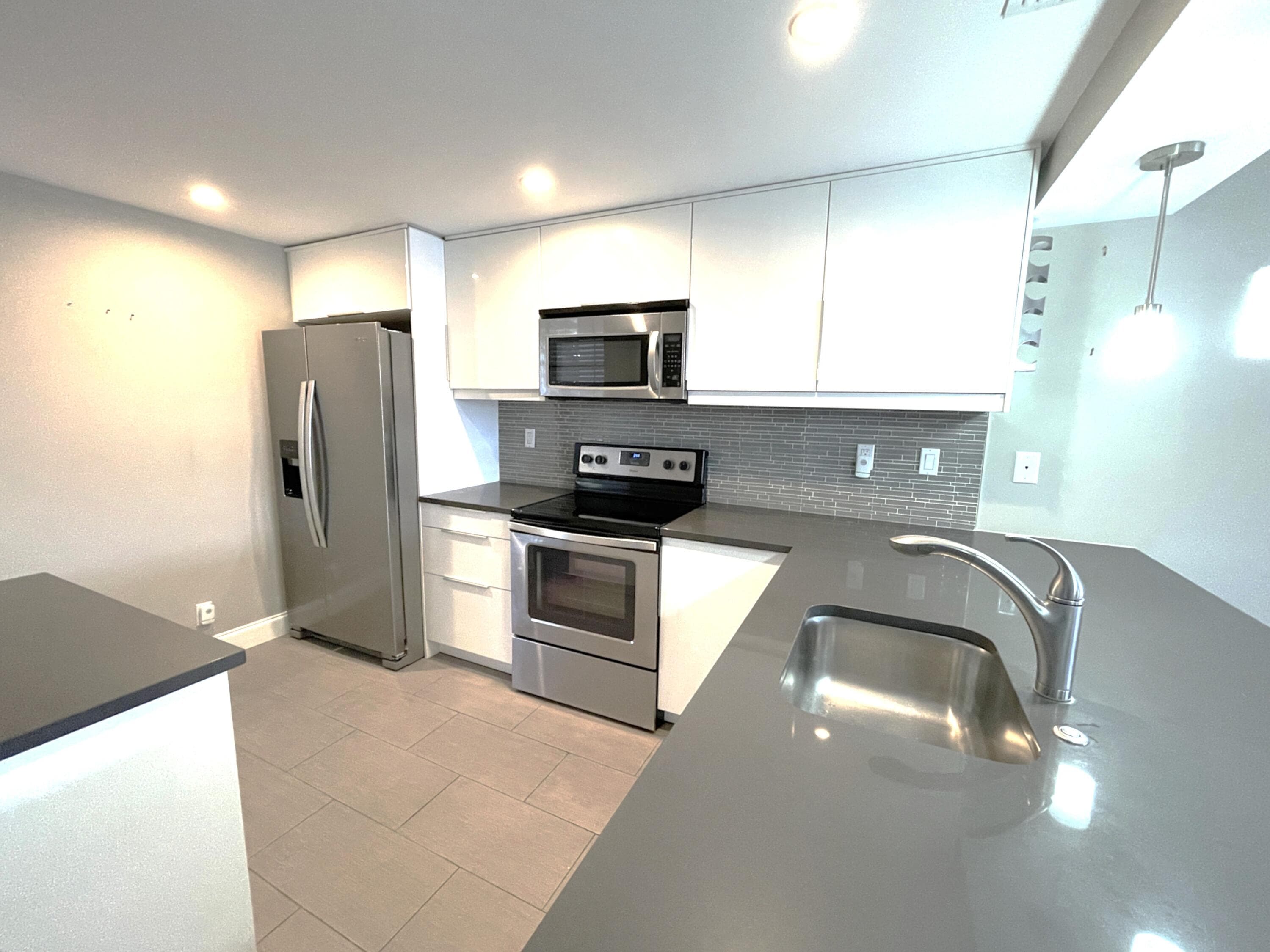 3 Royal Palm Way 205, Boca Raton, FL 33432 4