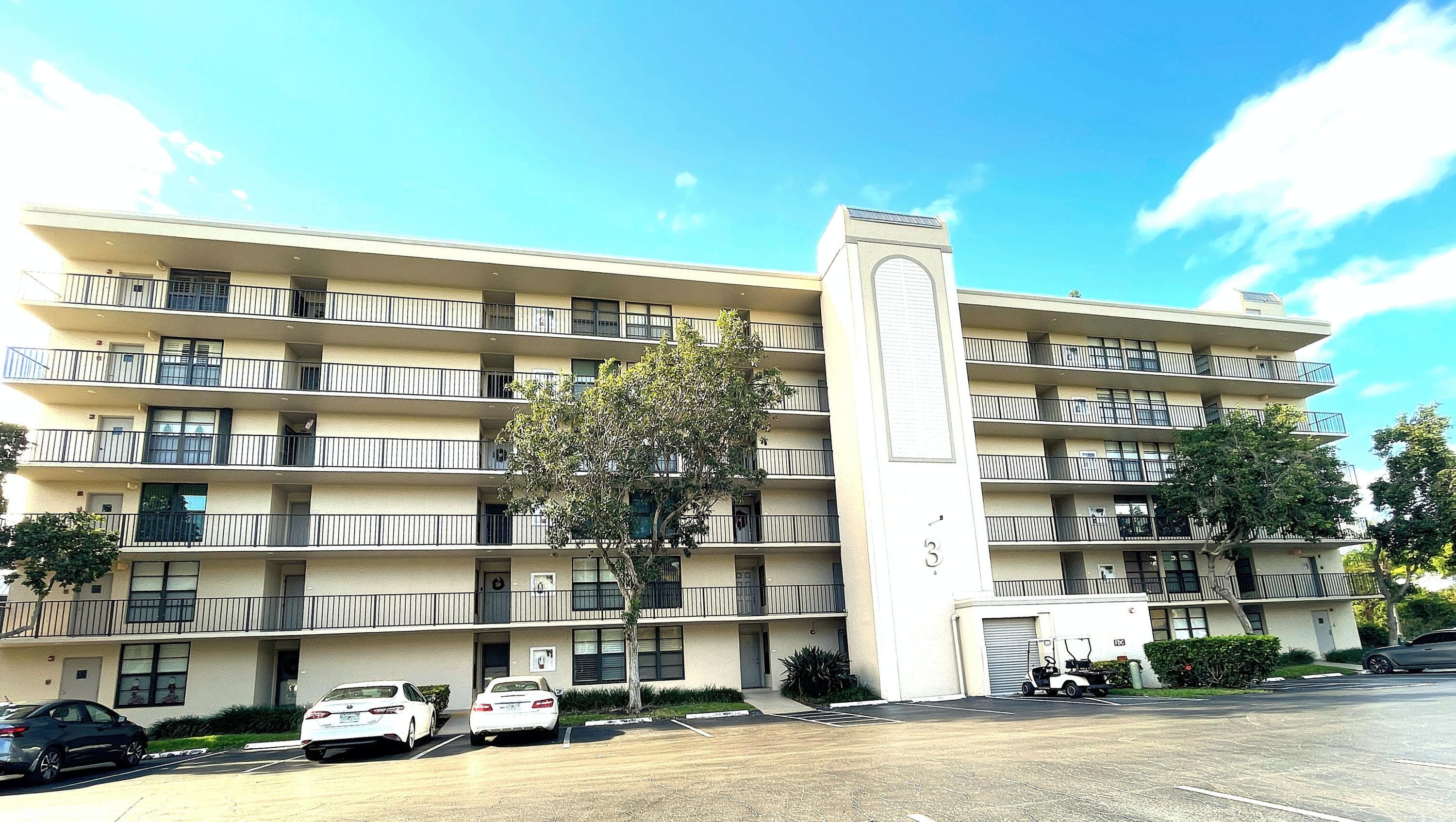 3 Royal Palm Way 205, Boca Raton, FL 33432 27