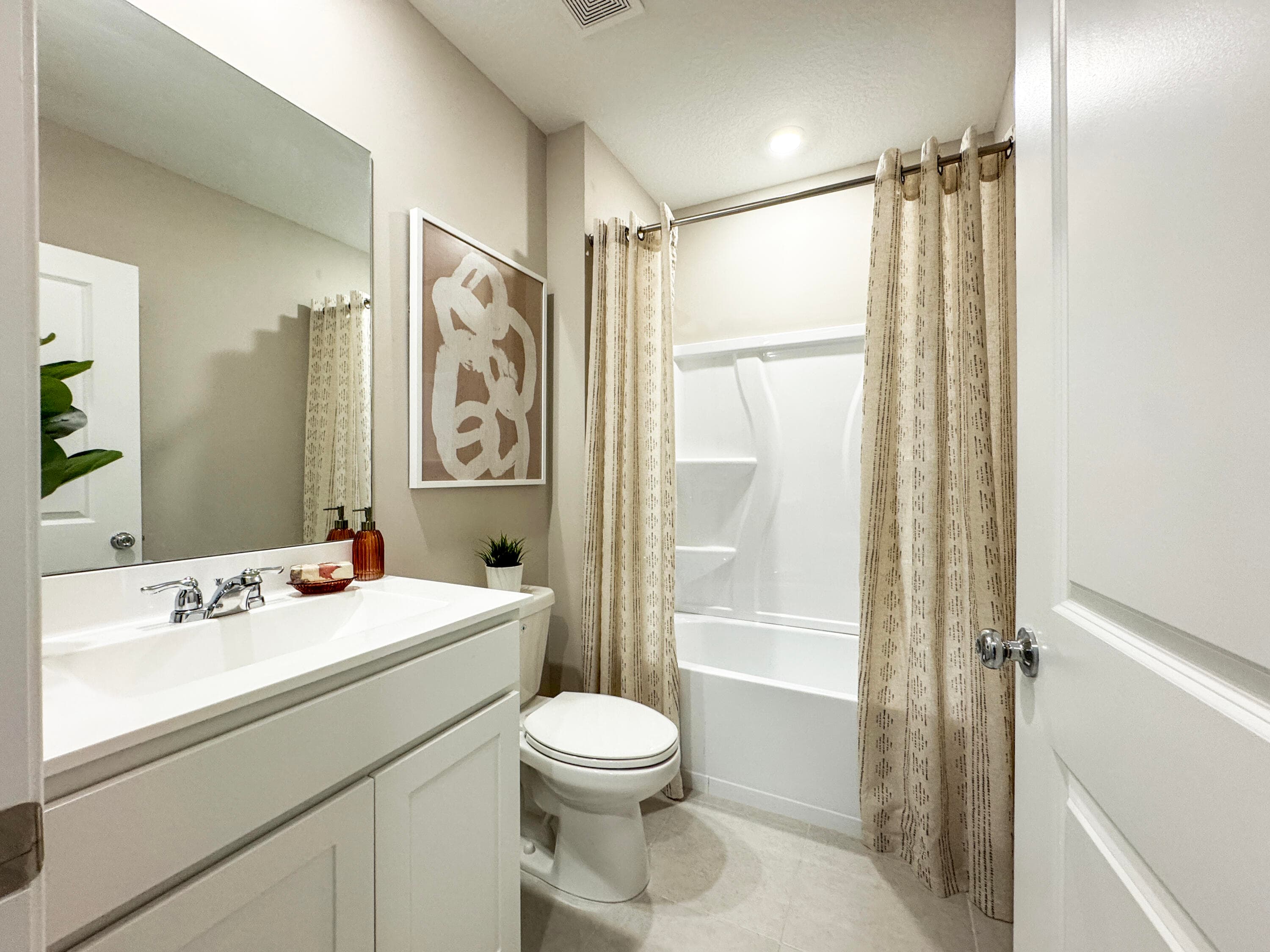 5987 NW Pickering Drive, Port St. Lucie, FL 34987 3