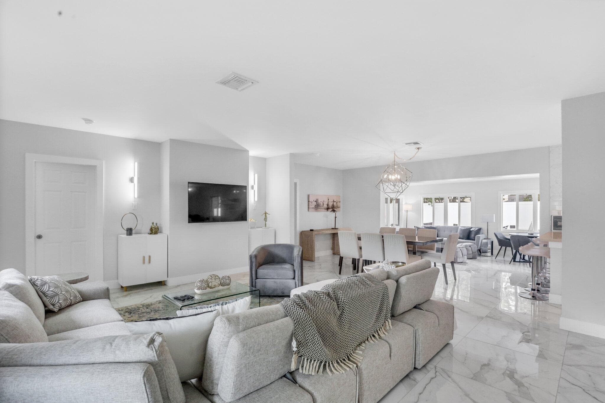 3025 Center Avenue, Fort Lauderdale, FL 33308 7