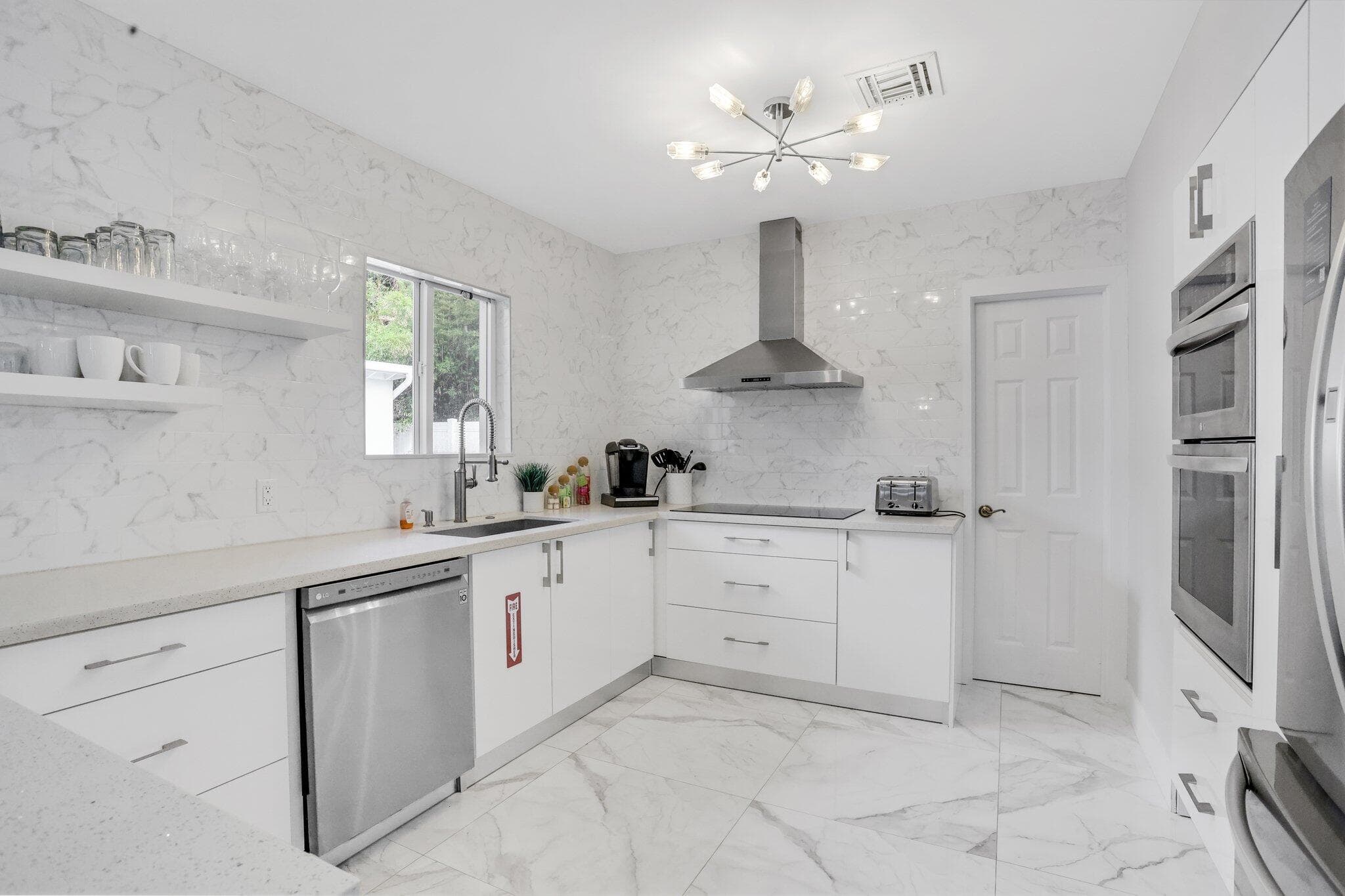 3025 Center Avenue, Fort Lauderdale, FL 33308 13