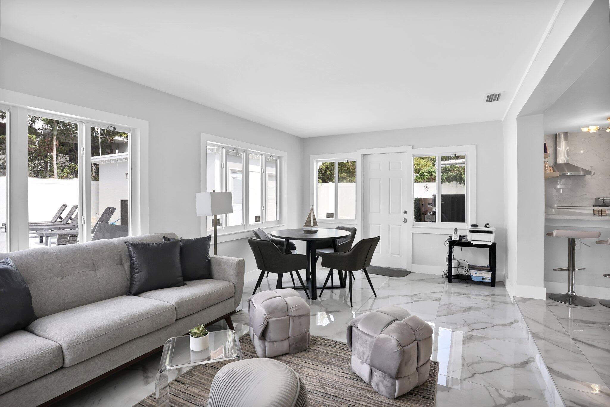 3025 Center Avenue, Fort Lauderdale, FL 33308 17