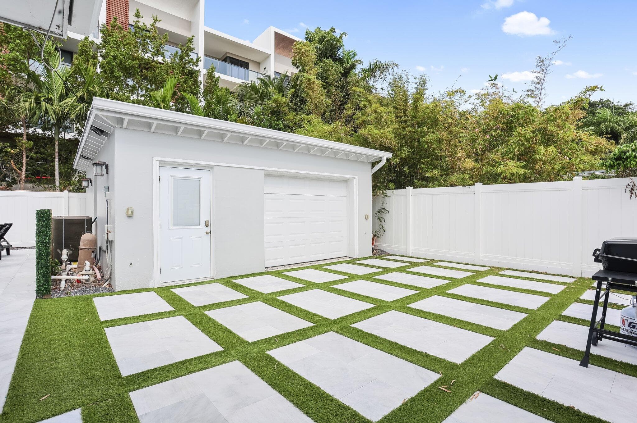 3025 Center Avenue, Fort Lauderdale, FL 33308 18