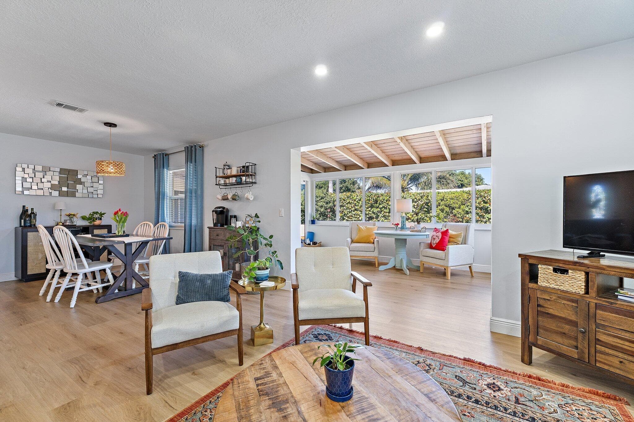1401 N Lake Court, Lake Clarke Shores, FL 33406 18