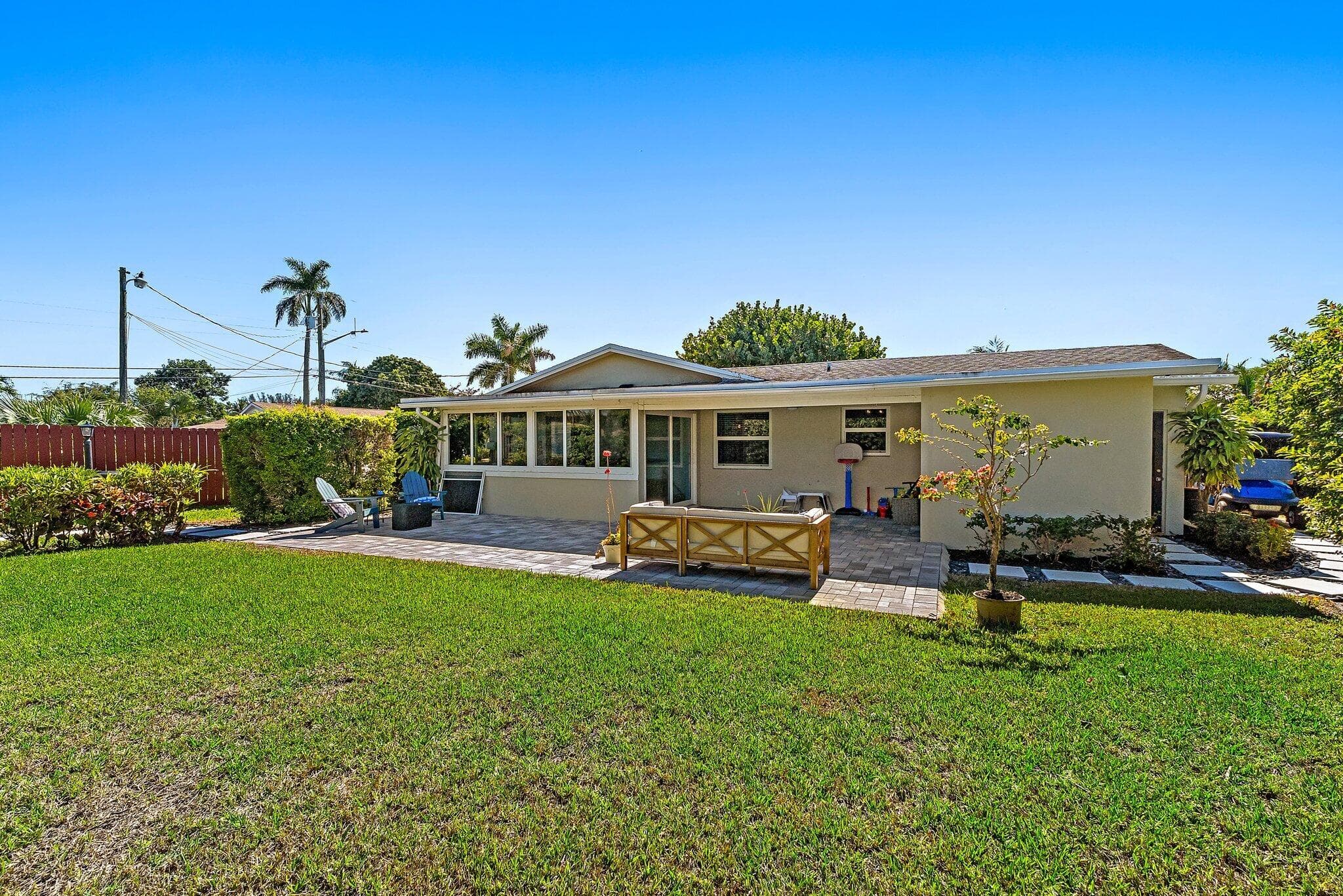 1401 N Lake Court, Lake Clarke Shores, FL 33406 43