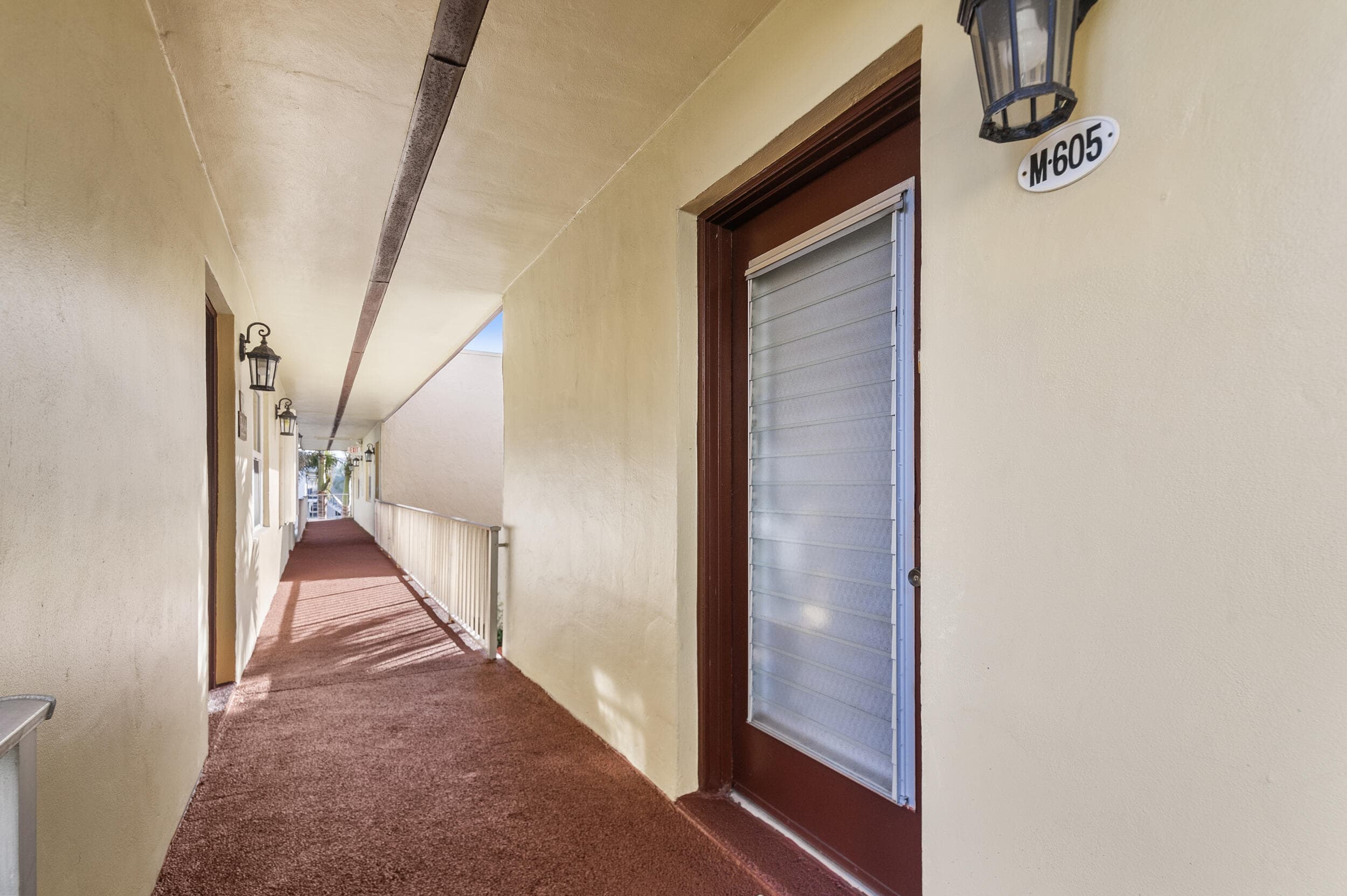 605 Flanders M, Delray Beach, FL 33484 22