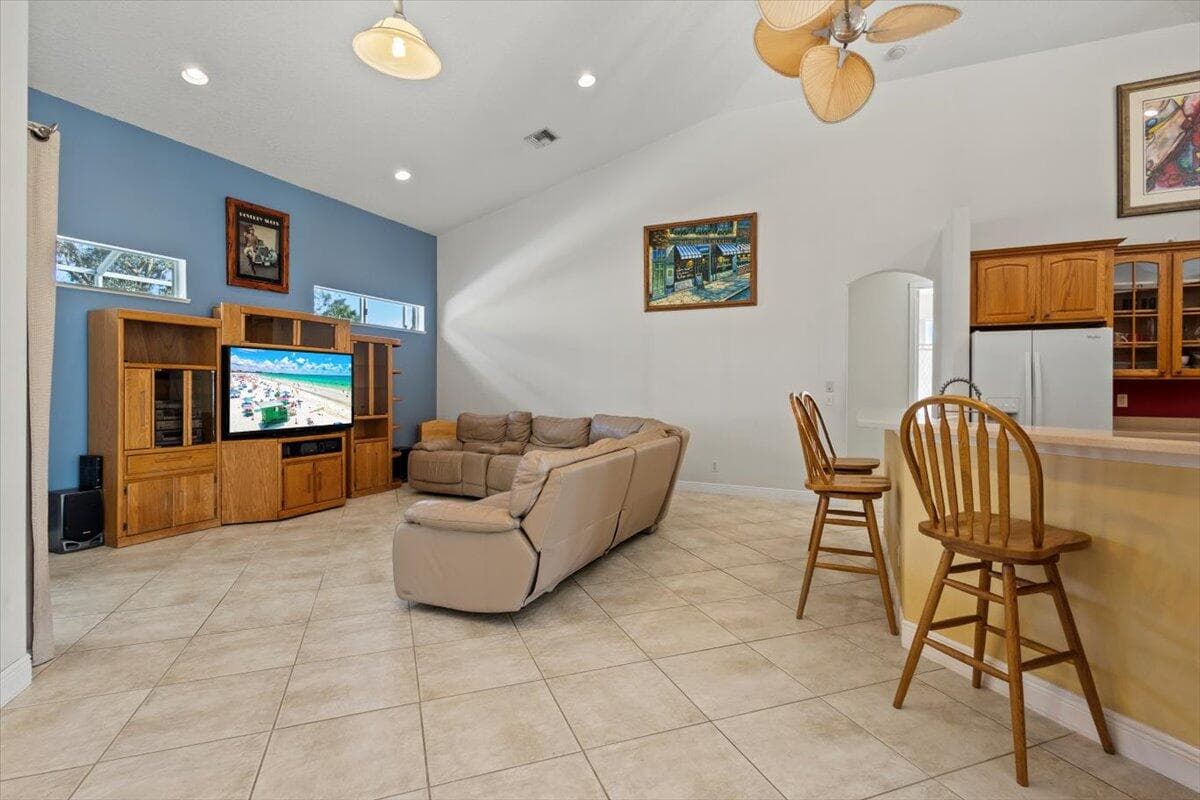 2161 SW Hyacinth Street, Port St. Lucie, FL 34953 11