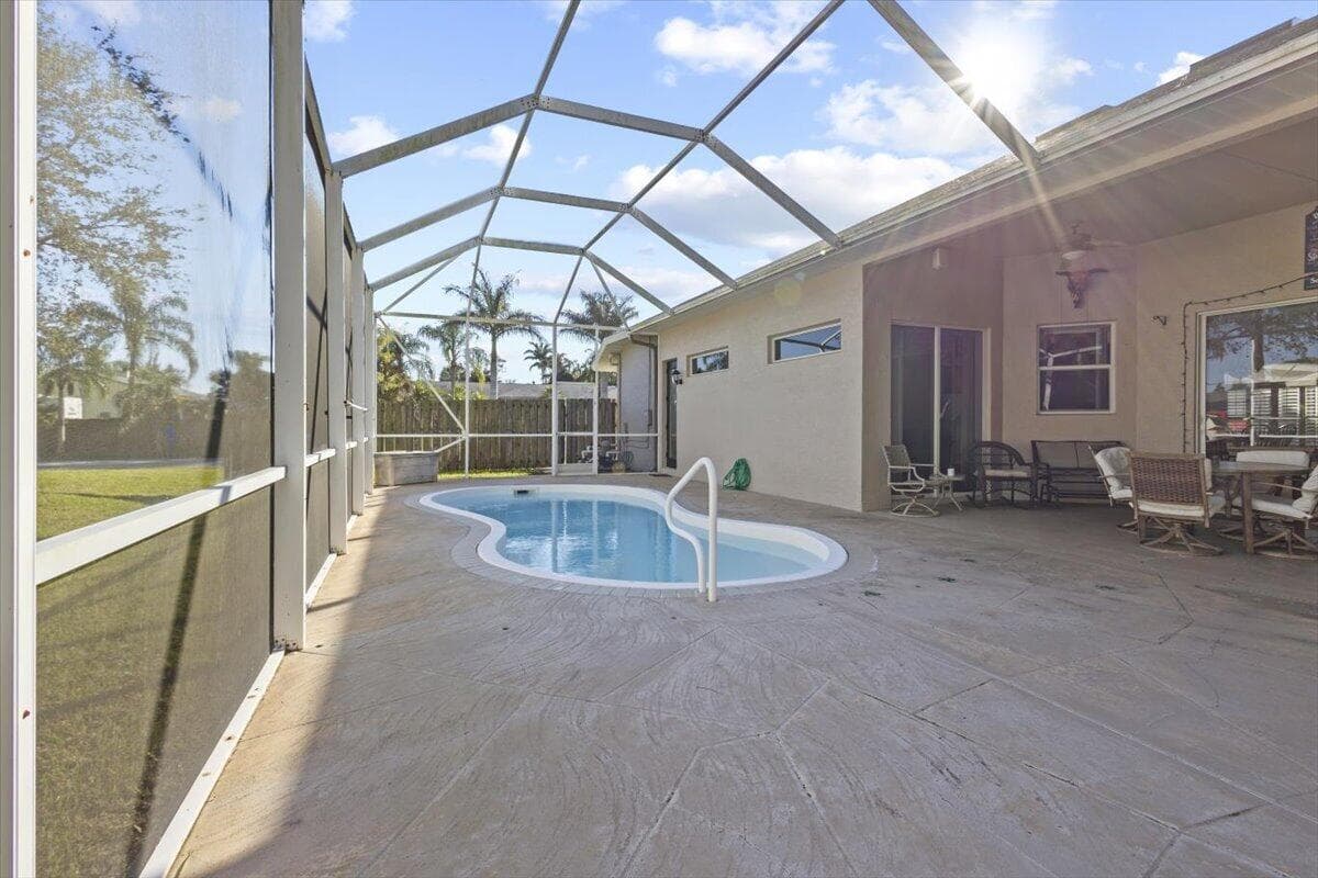 2161 SW Hyacinth Street, Port St. Lucie, FL 34953 36