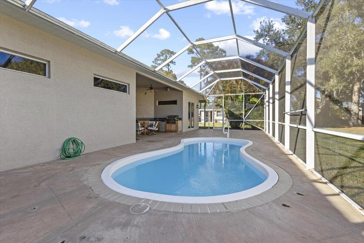 2161 SW Hyacinth Street, Port St. Lucie, FL 34953 40