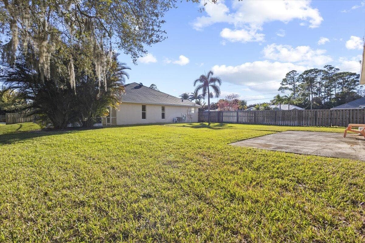 2161 SW Hyacinth Street, Port St. Lucie, FL 34953 47