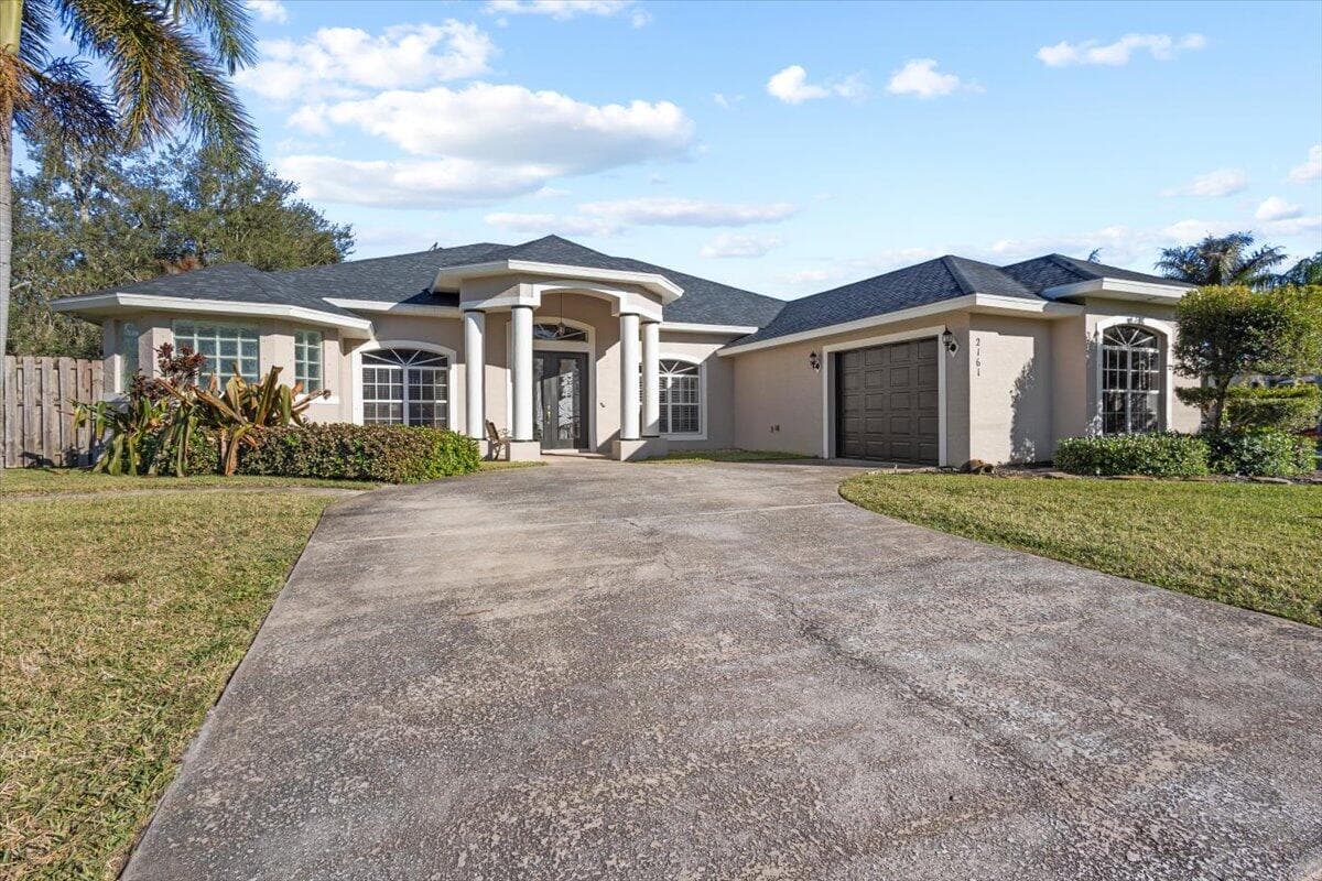 2161 SW Hyacinth Street, Port St. Lucie, FL 34953 49