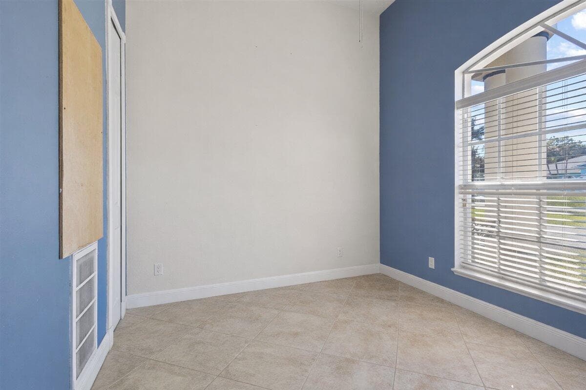 2161 SW Hyacinth Street, Port St. Lucie, FL 34953 38