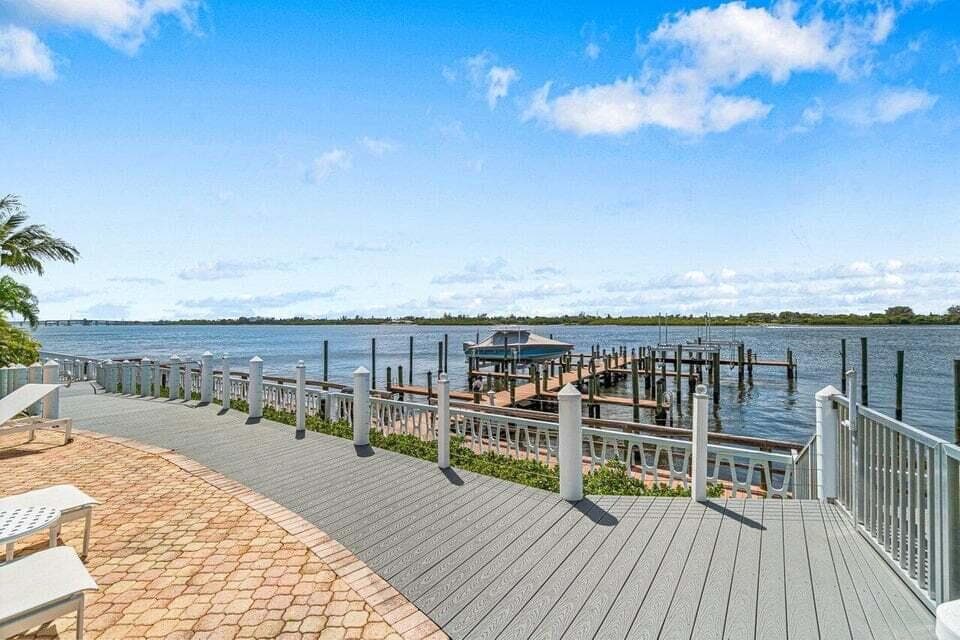 2505 S Ocean Boulevard 303, Palm Beach, FL 33480 22