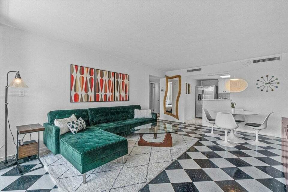 2505 S Ocean Boulevard 303, Palm Beach, FL 33480 6