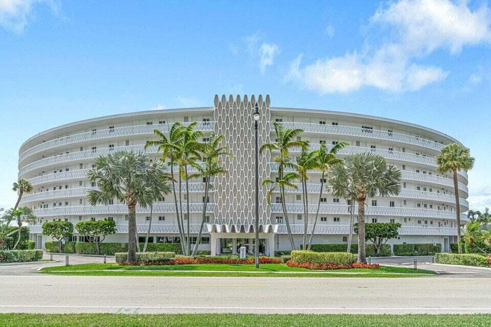 2505 S Ocean Boulevard 303, Palm Beach, FL 33480 2