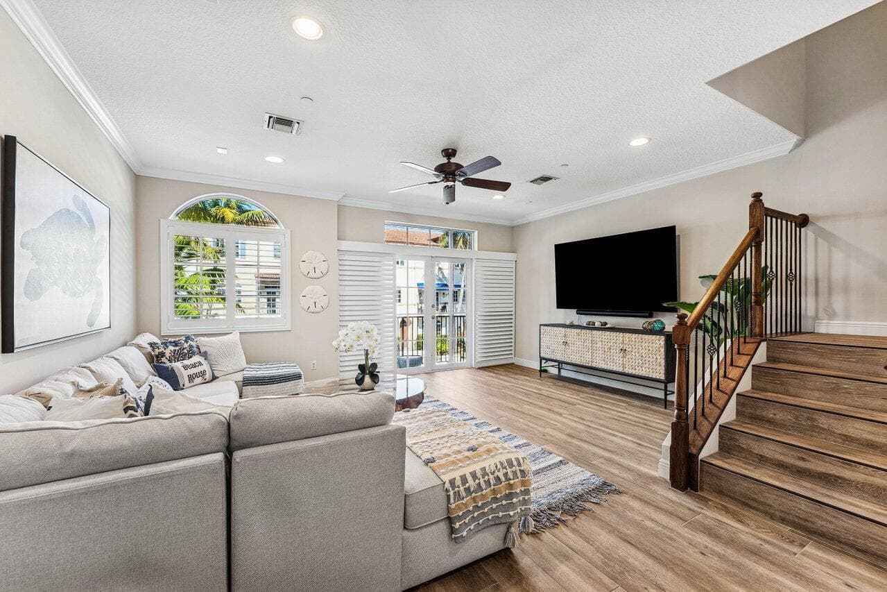 813 Estancia Way, Boynton Beach, FL 33435 11