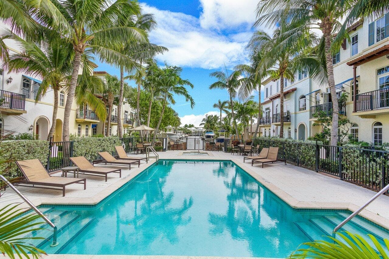 813 Estancia Way, Boynton Beach, FL 33435 22