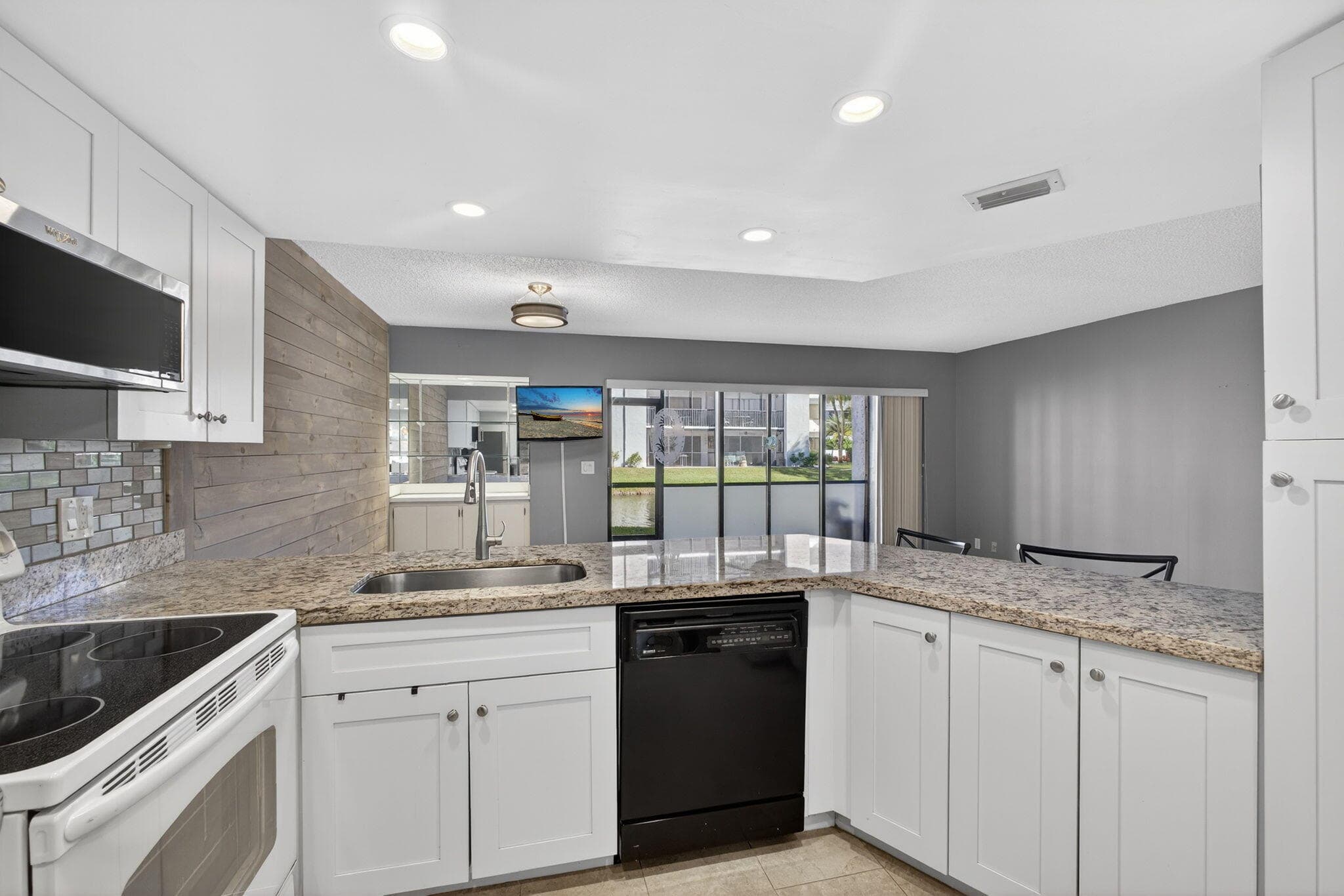 1605 S Us Highway 1 D105, Jupiter, FL 33477 9
