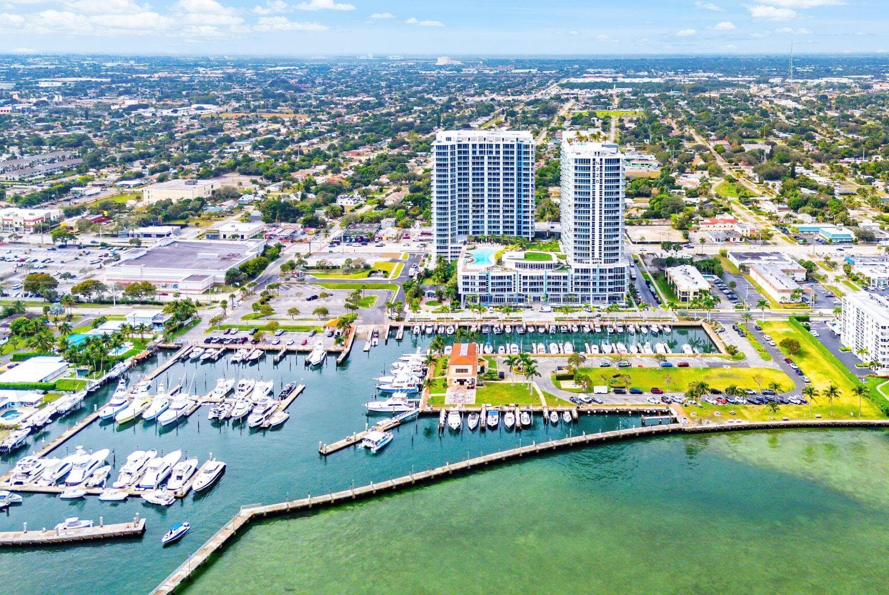 220 Lake Shore Drive 2005, Lake Park, FL 33403 37