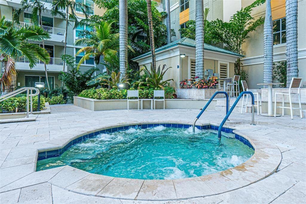 100 NE 6th Street 605, Boynton Beach, FL 33435 21