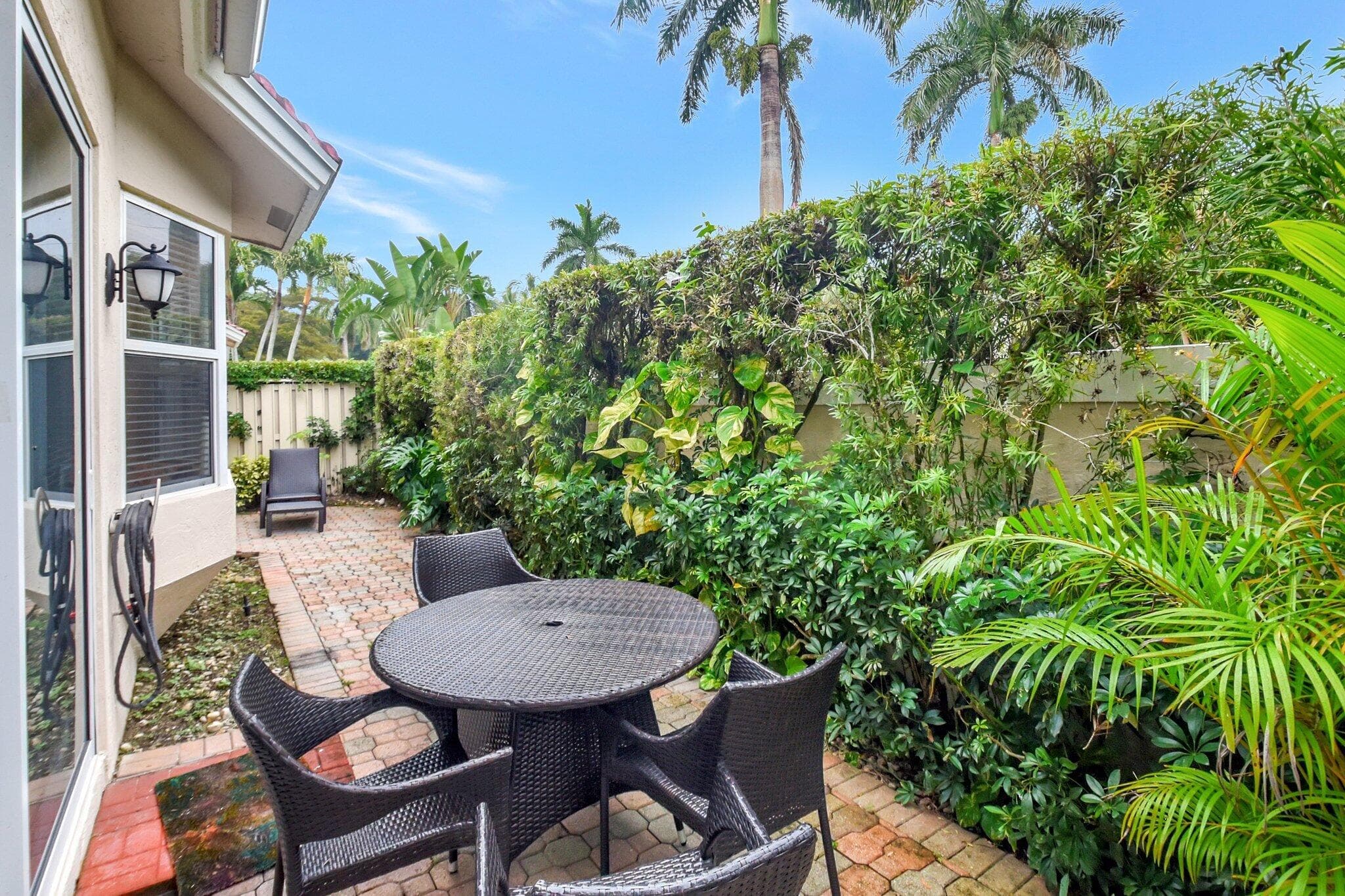 8180 Sandpiper Way, West Palm Beach, FL 33412 16