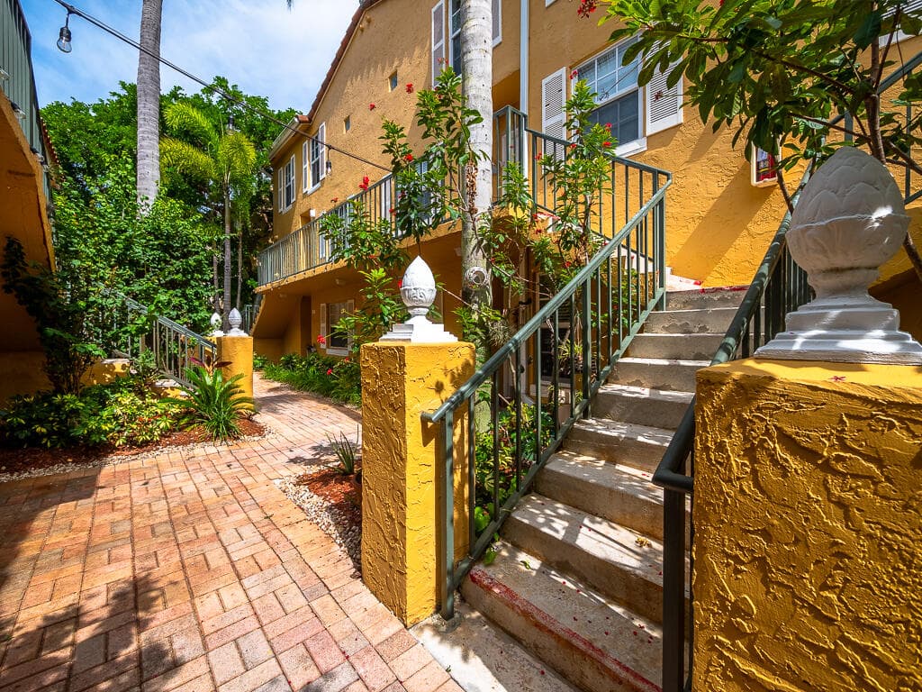 1020 Lake Shore Drive 202, Lake Park, FL 33403 3