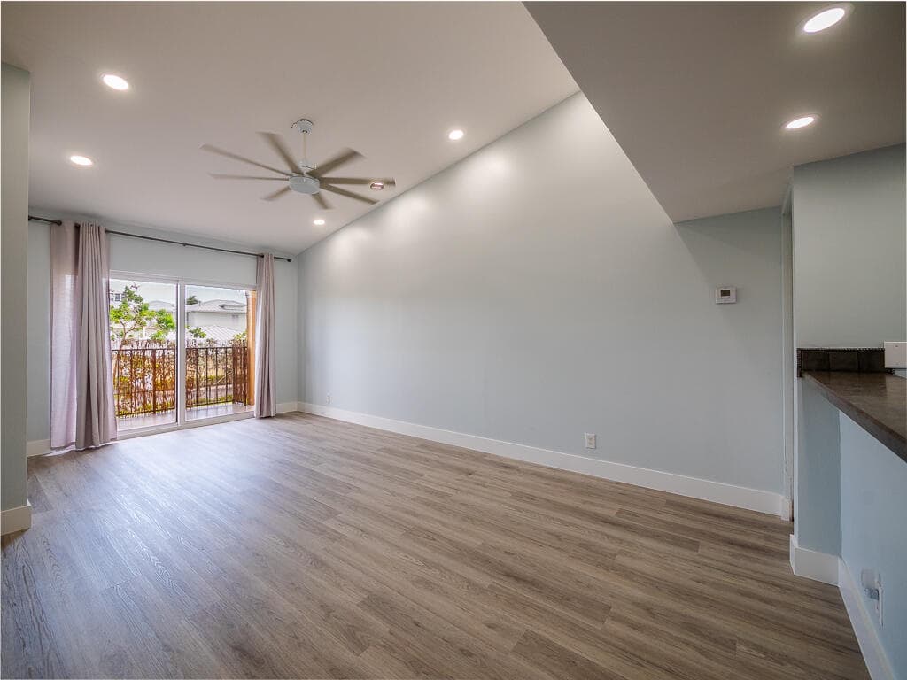 1020 Lake Shore Drive 202, Lake Park, FL 33403 7