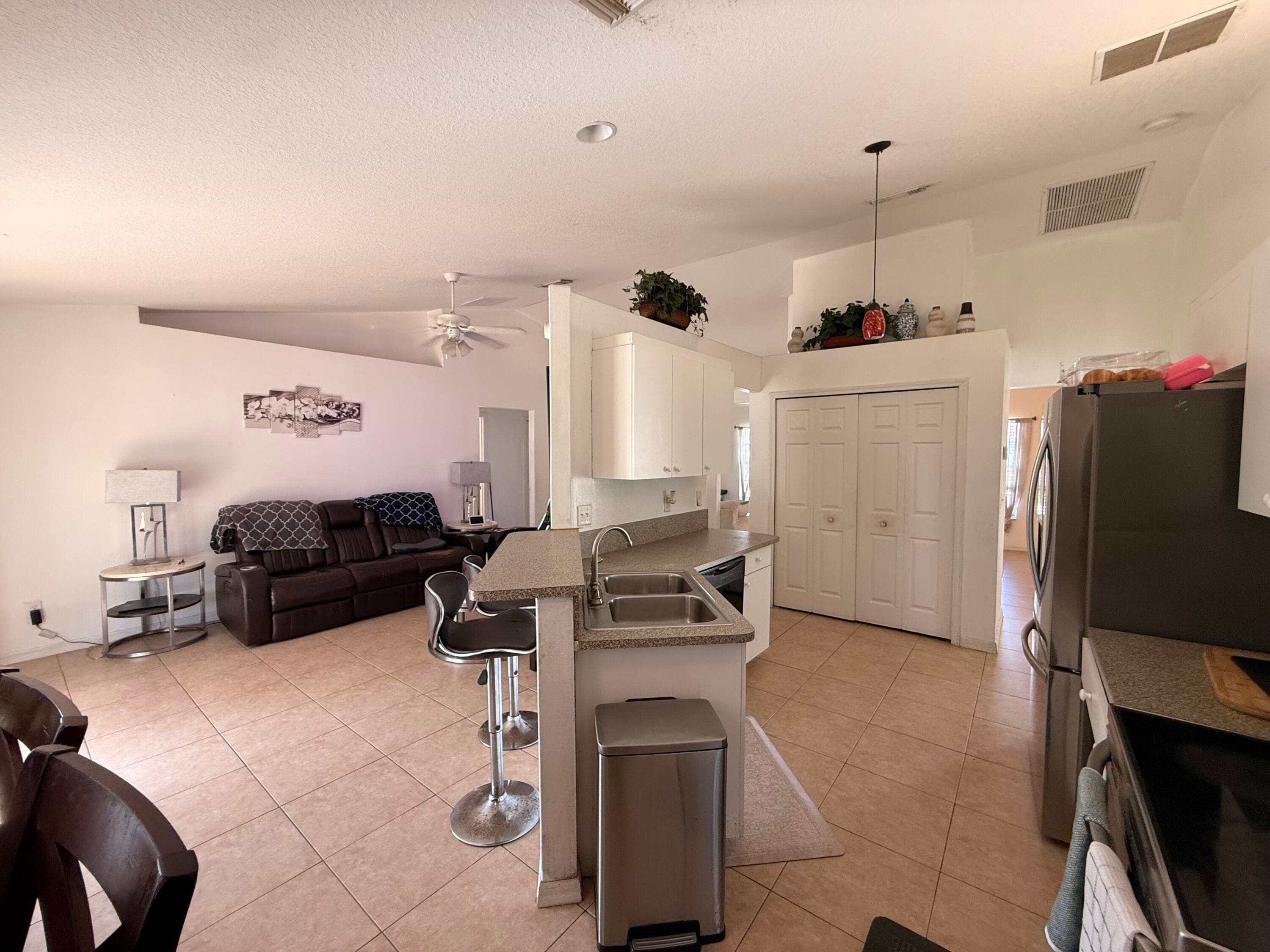 634 SW Millard Drive, Port St. Lucie, FL 34953 15