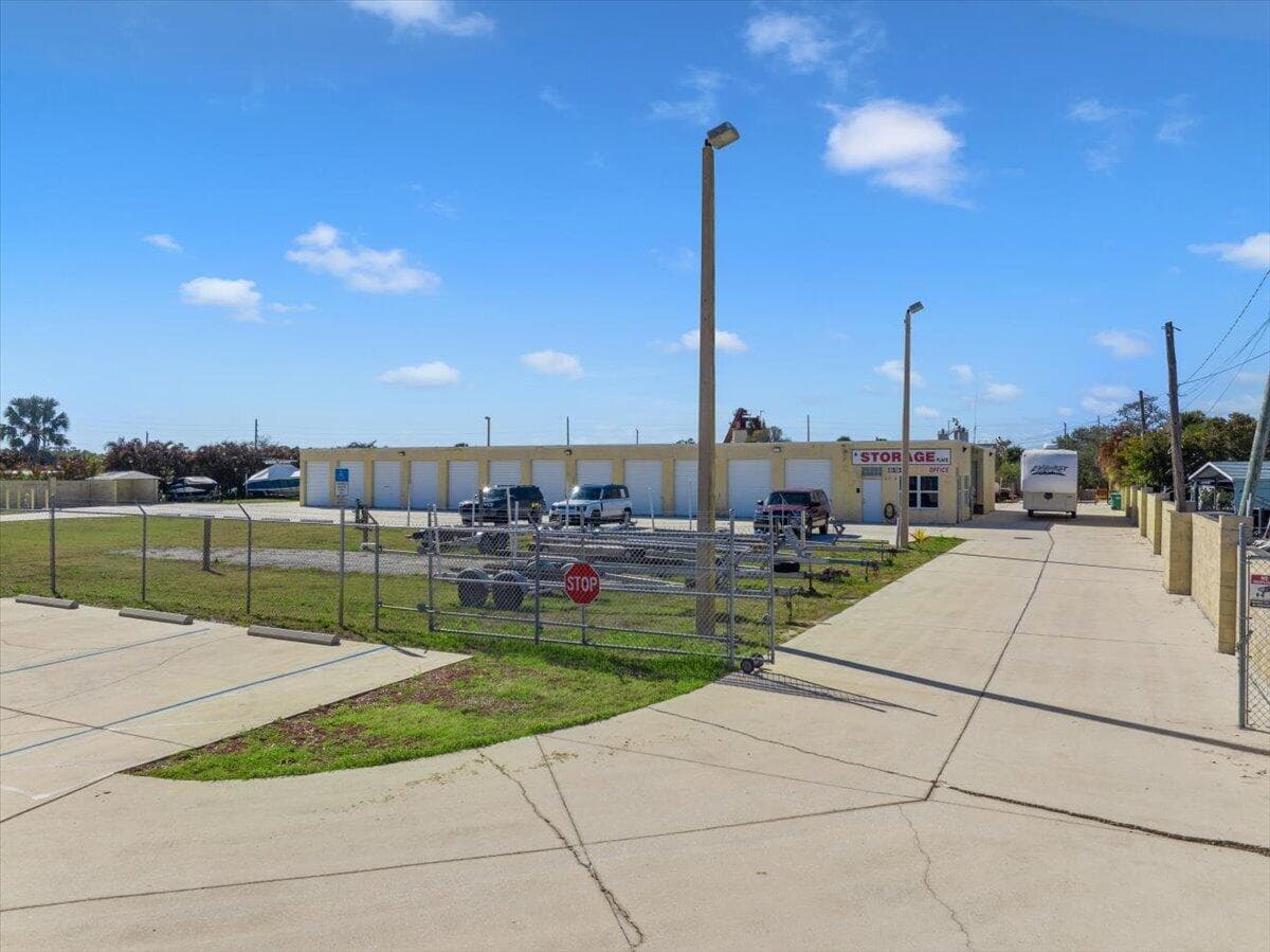 4234 U.S. Rte 1, Grant Valkaria, FL 32949 38