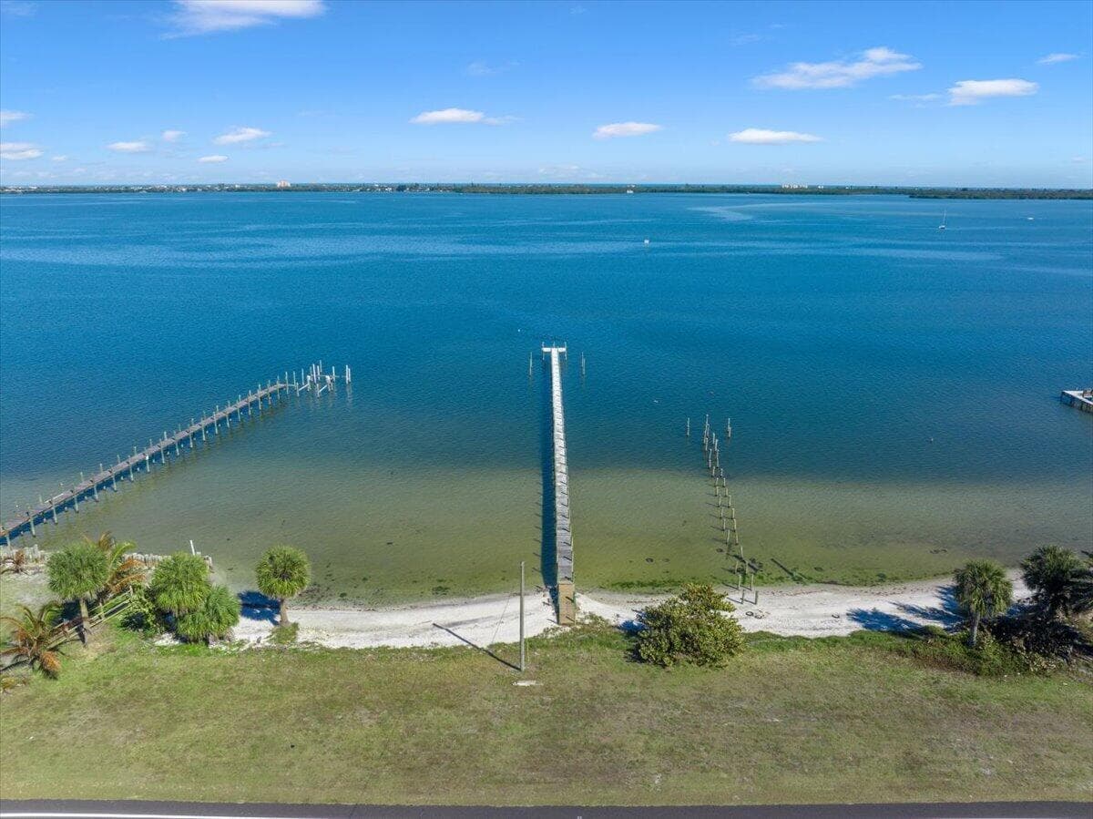 4234 U.S. Rte 1, Grant Valkaria, FL 32949 16