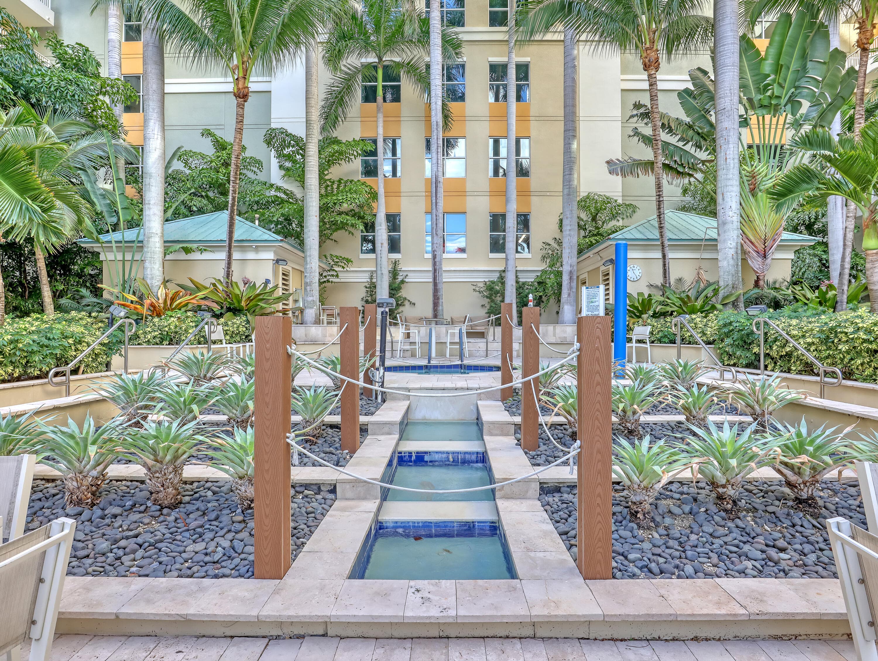 700 E Boynton Beach Boulevard 312, Boynton Beach, FL 33435 24