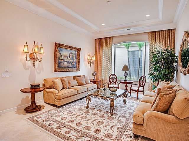 120 Viera Drive, Palm Beach Gardens, FL 33418 2
