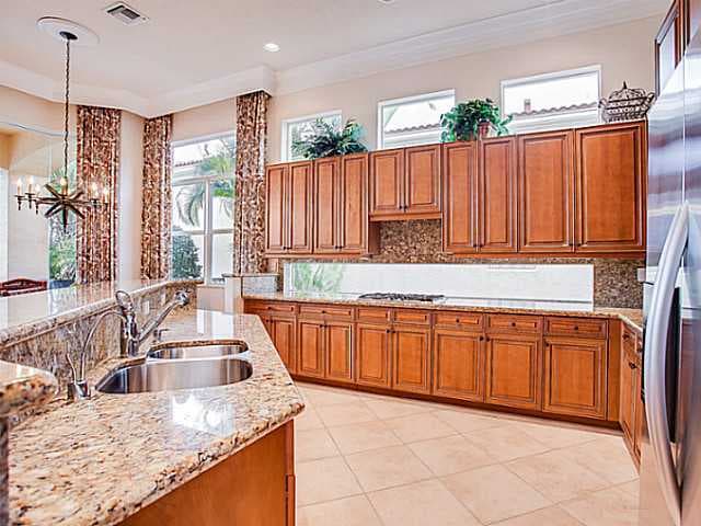 120 Viera Drive, Palm Beach Gardens, FL 33418 5
