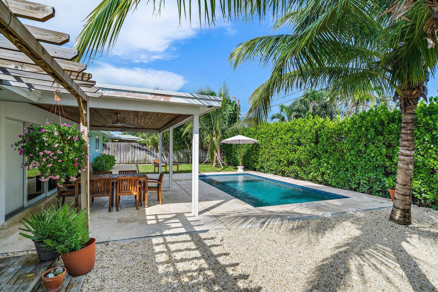 356 Mars Avenue, Tequesta, FL 33469 8