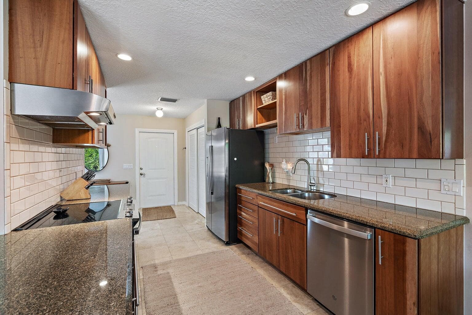 356 Mars Avenue, Tequesta, FL 33469 12