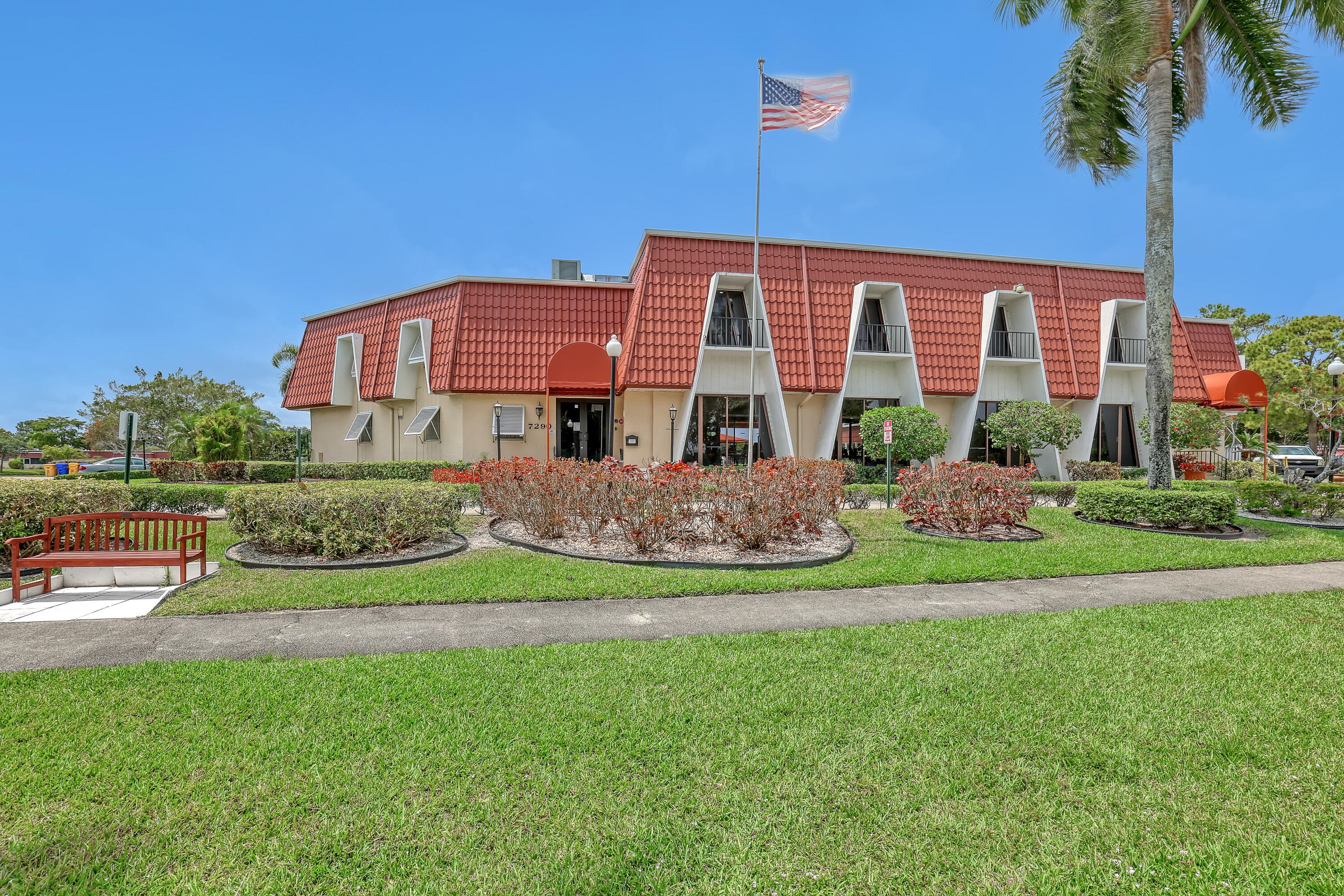 553 Covered Bridge Boulevard, Lake Worth, FL 33467 33