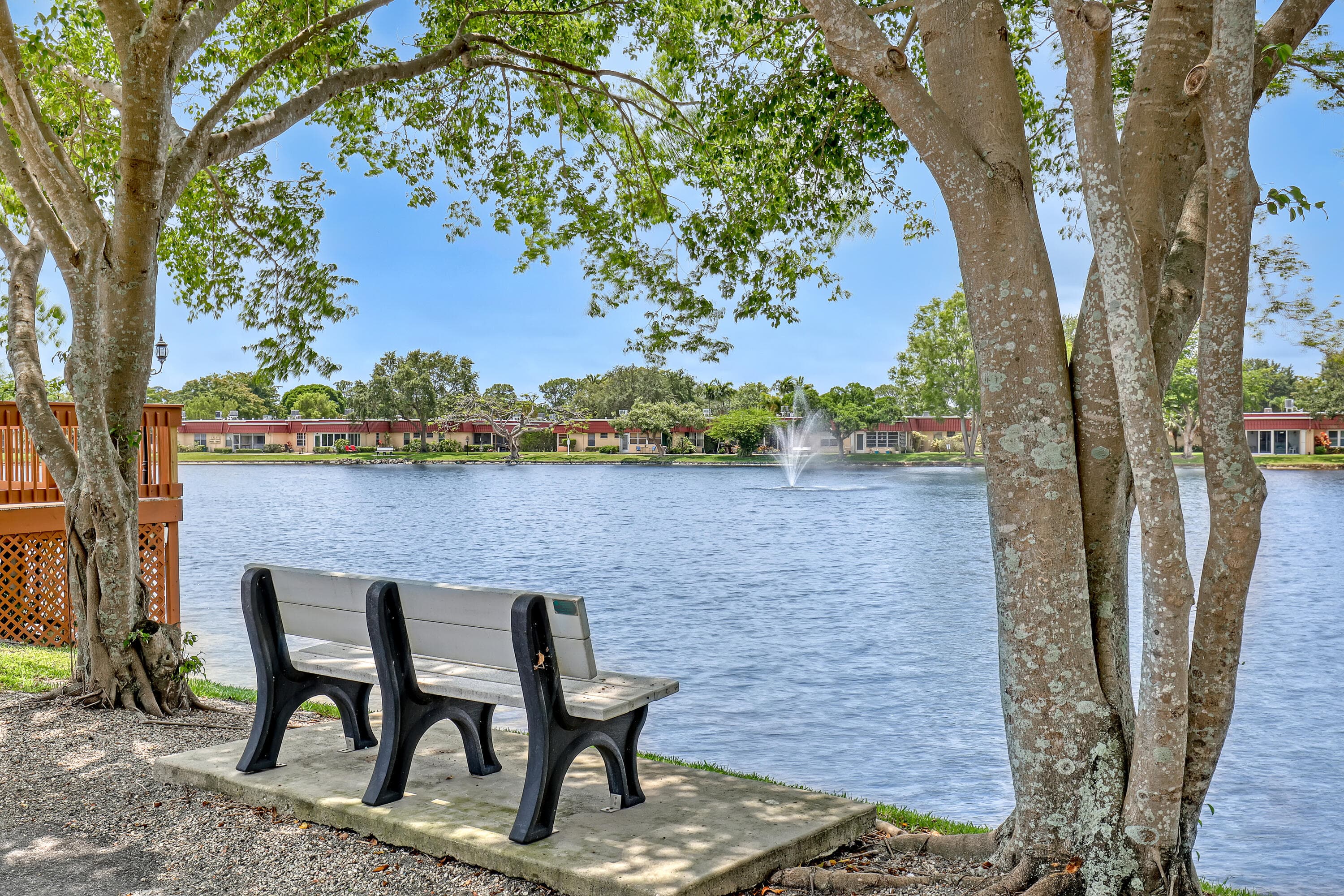553 Covered Bridge Boulevard, Lake Worth, FL 33467 43