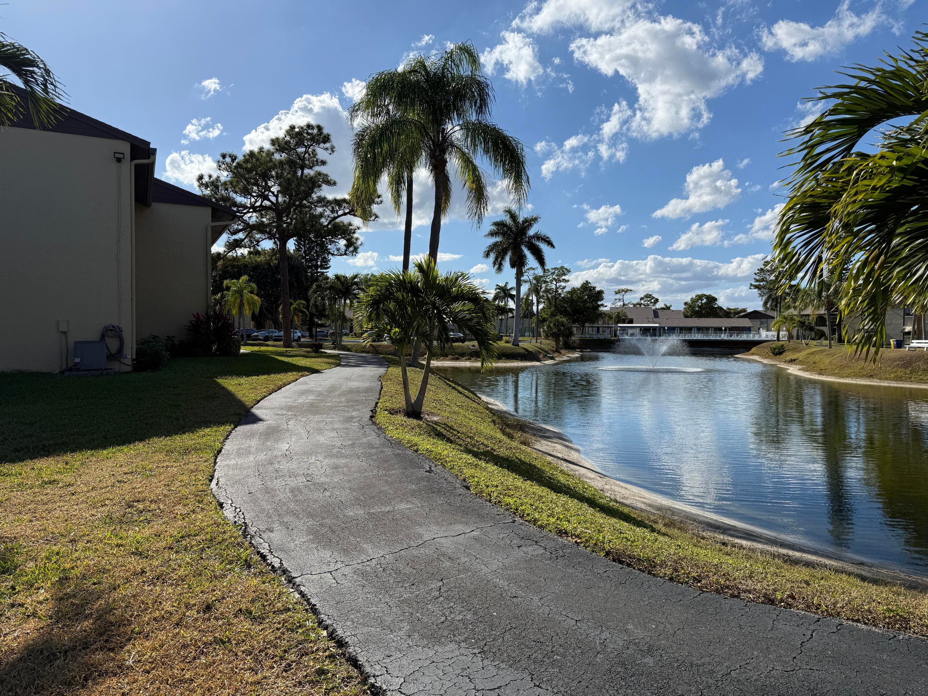 338 Pine Ridge Circle B-2, Greenacres, FL 33463 3