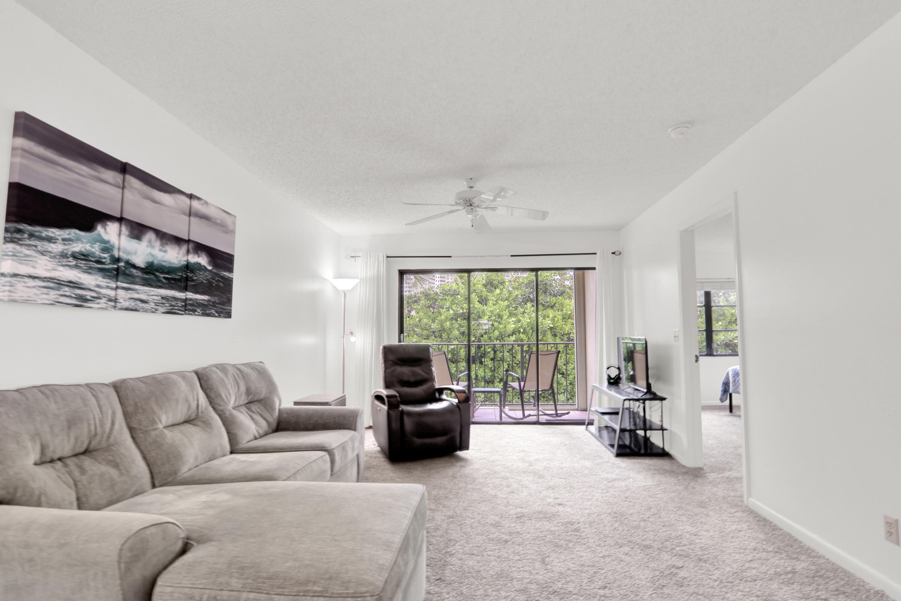 115 Bamboo Road 205, Palm Beach Shores, FL 33404 11