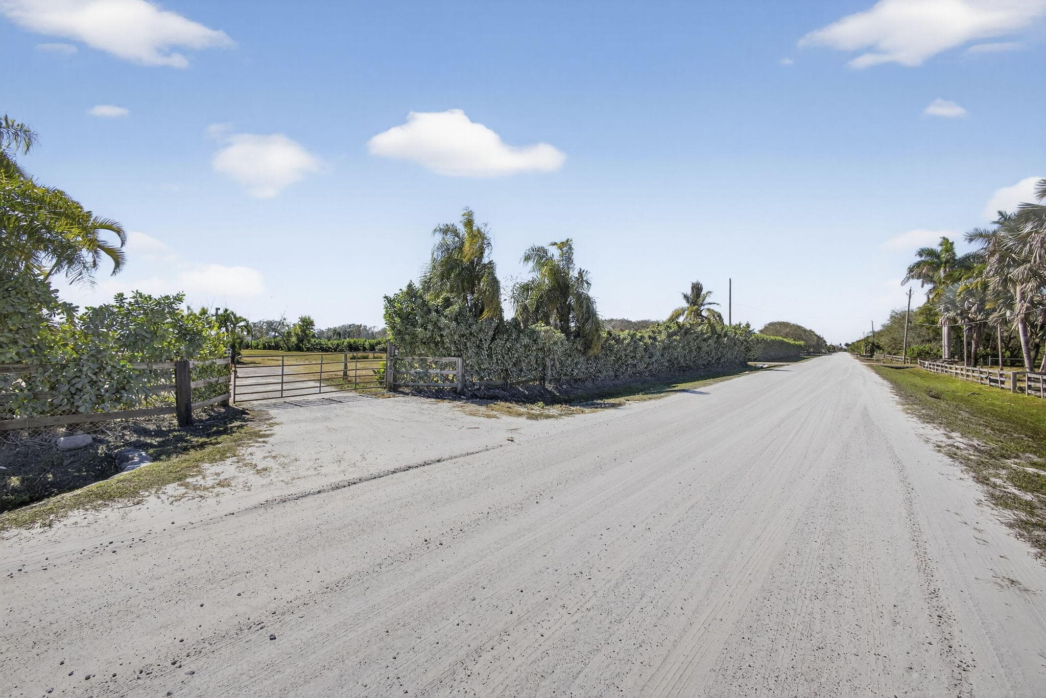 16296 Deer Path Lane, Wellington, FL 33470 21